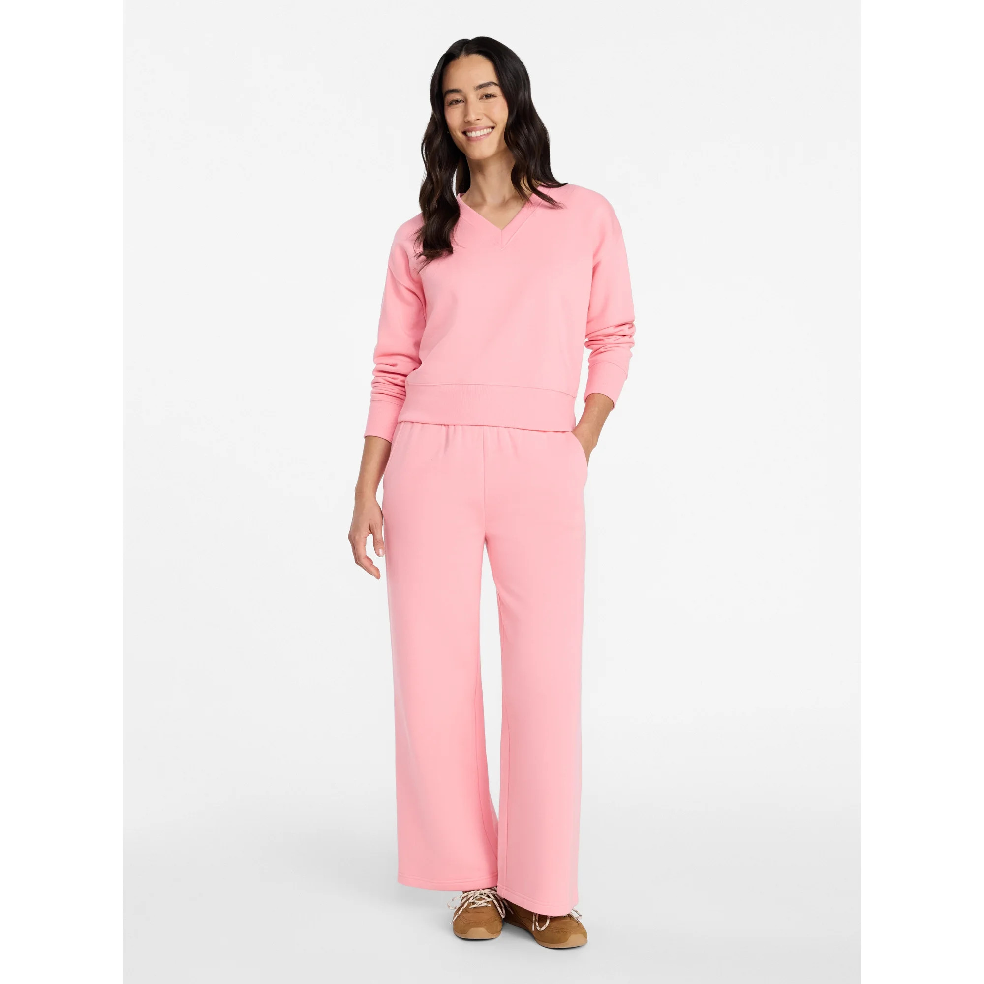 Time and Tru Women's and Women's Plus V-Neck Sweatshirt and Pants Set, 2-Piece, Sizes XS-4X | Walmart (US)
