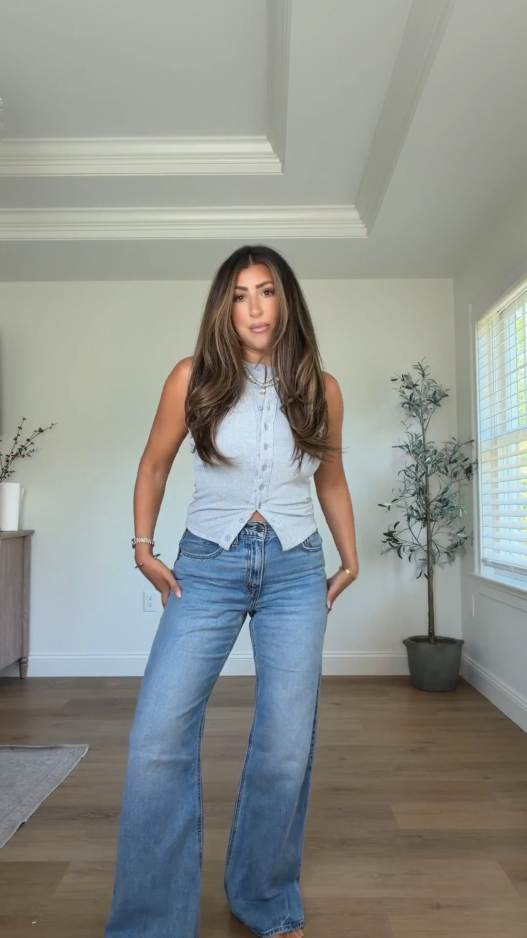 Fall Ootd. Size 28 jeans small top.

#LTKSeasonal #LTKmomlife #LTKgrwm