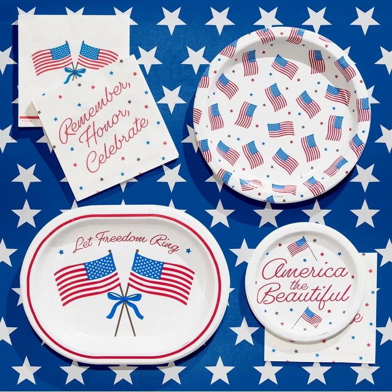 Way to Celebrate Patriotic Flag Lunch Paper Plates, 7", Red, White & Blue 8 Count | Walmart (US)