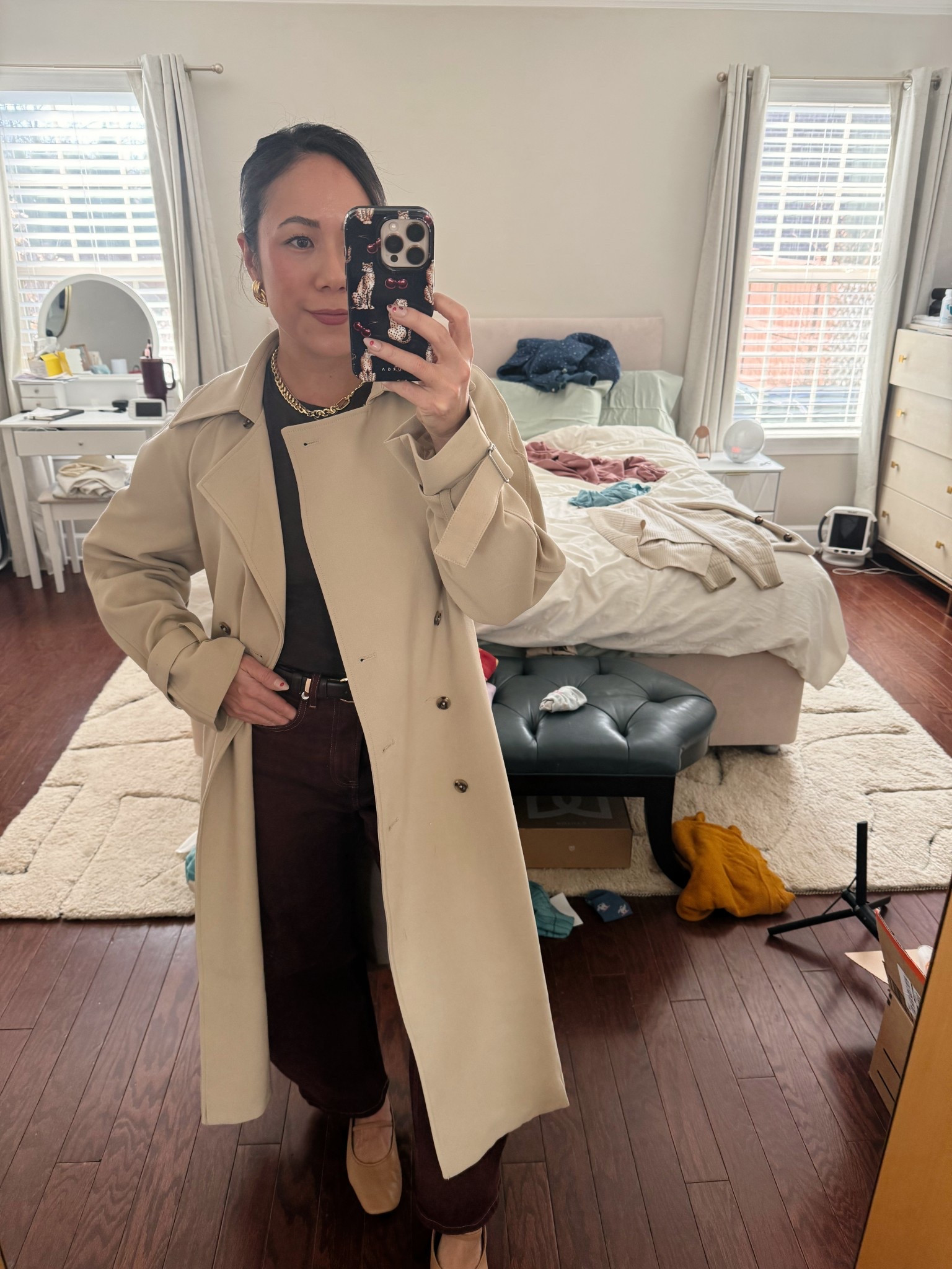 Excuse my messy room 😂 beige XS trench coat. Runs large. I sized down 1 size. 

#LTKPetite #LTKootd #LTKmomlife
