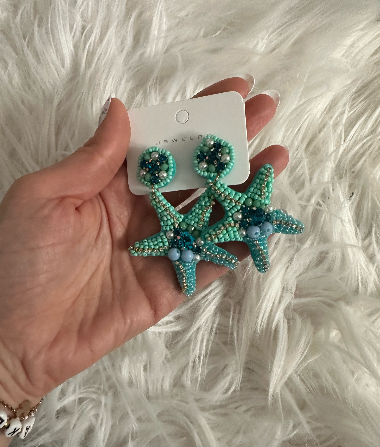 Aren’t these sooo fun 🤩 

#LTKbeauty #LTKSeasonal #LTKstyletip