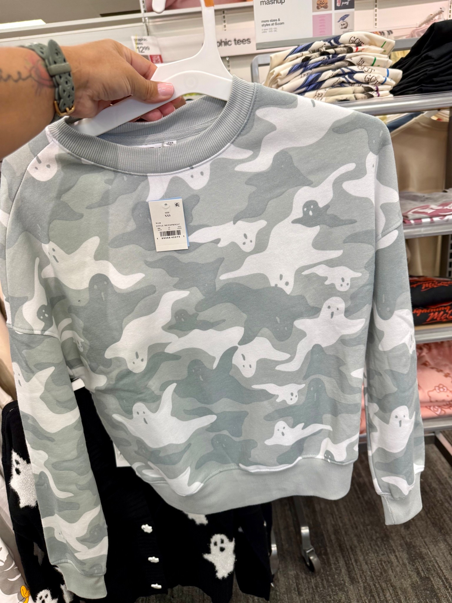 👻 This ghost sweat set has been TRENDING all over the internet… and now it’s on SALE!
The cozy camo ghost print comes in a sweatshirt, lounge pants, and even jogger shorts. Perfect for spooky season lounging or running errands in style. 🖤

#LTKFindsUnder50 #LTKStyleTip #LTKSeasonal
