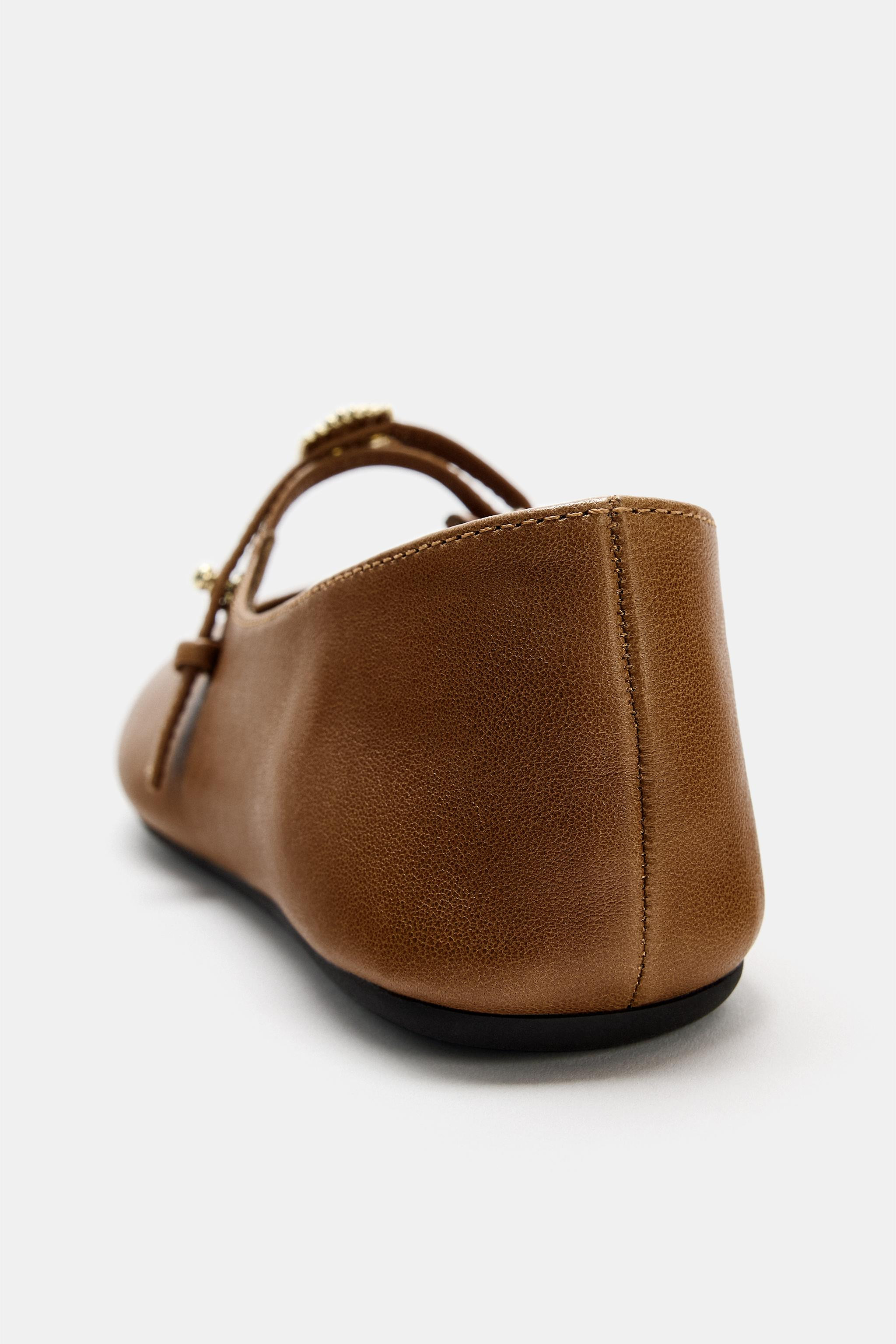 LEATHER BALLET FLATS WITH METAL DETAIL | Zara US