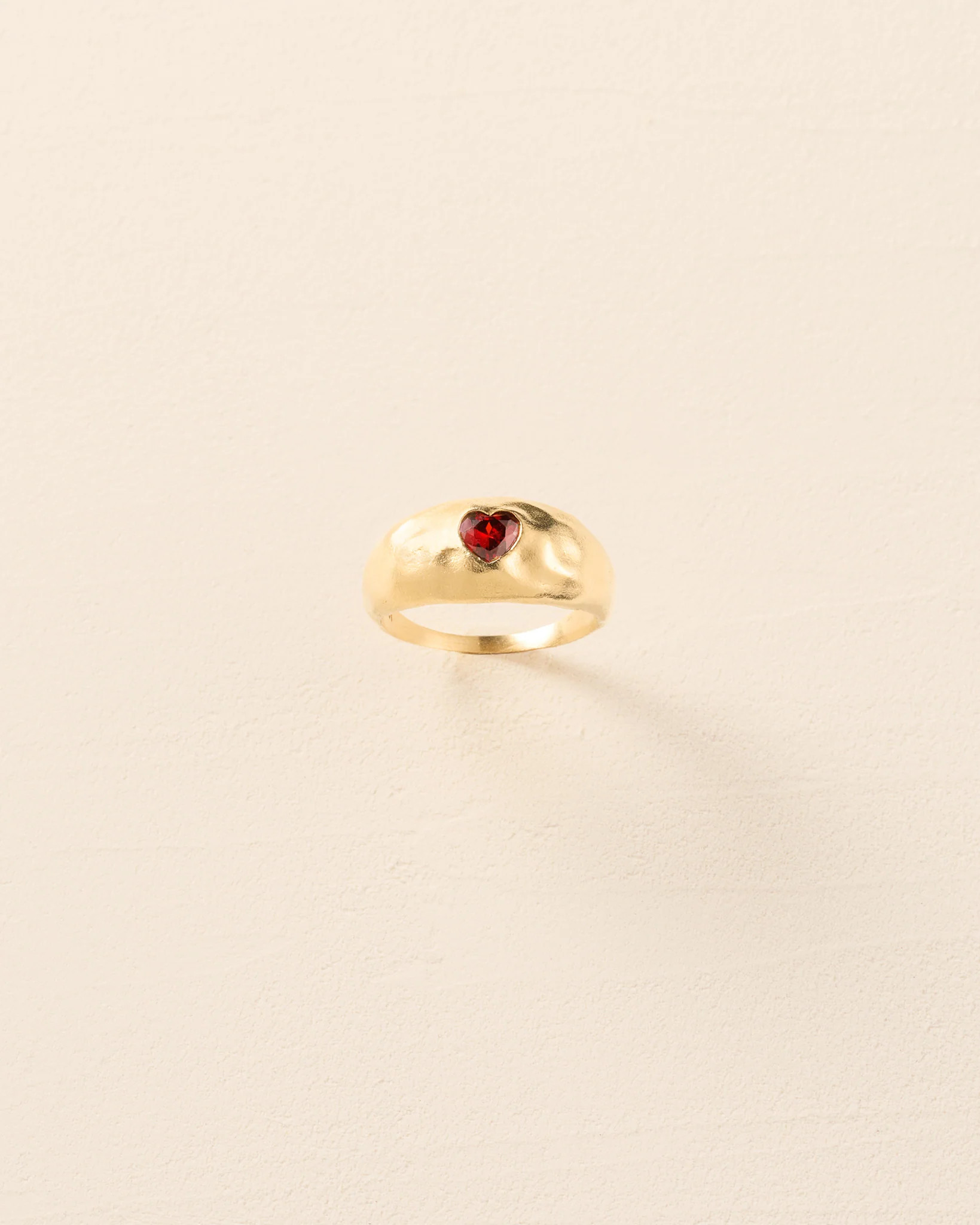 Luzia Red Ring | Agapée (US)