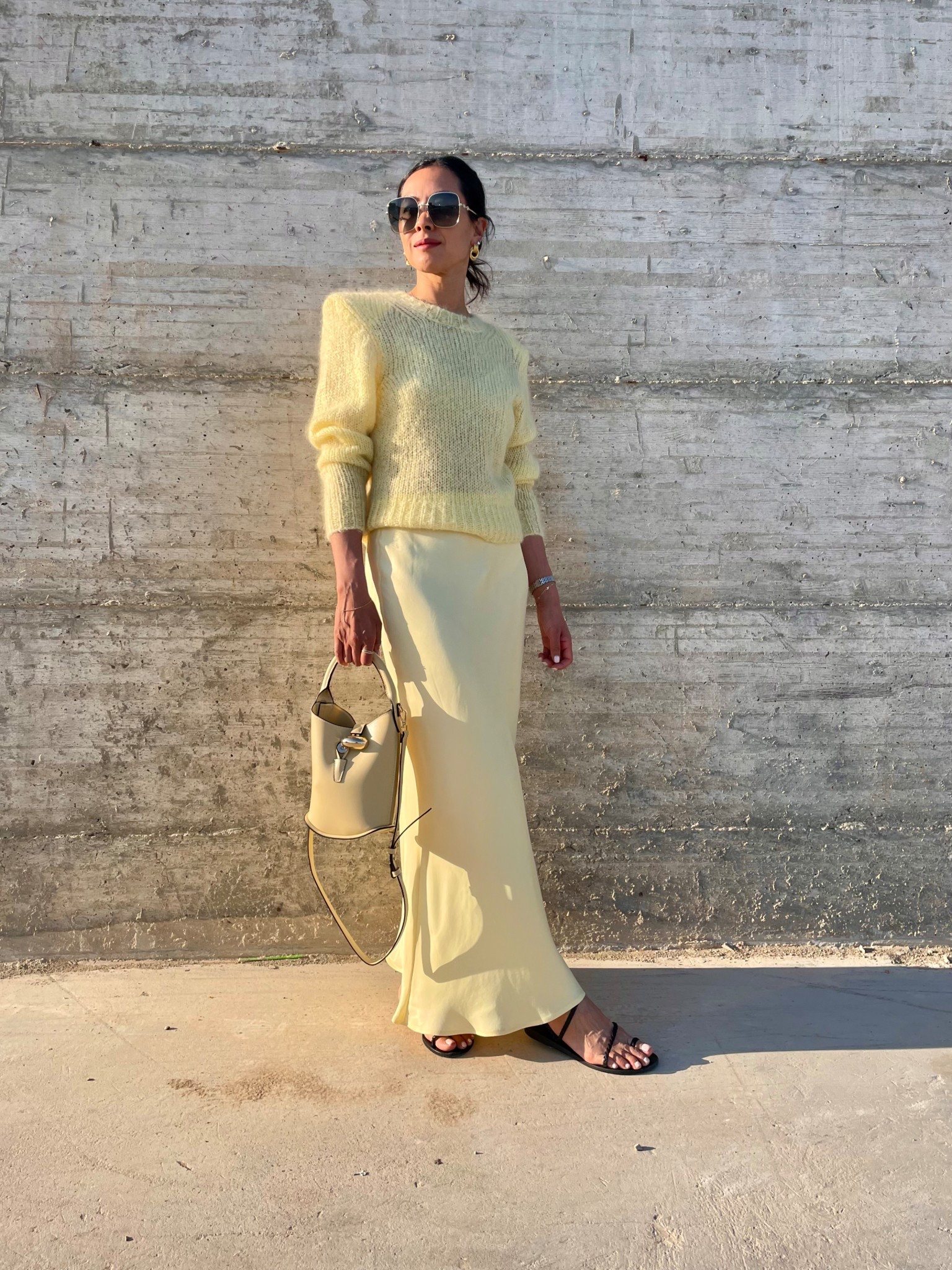 Sunset look 💛
I’m wearing a pre loved Isabel marant knit size 38
Yellow satin midi skirt Next
Ancient Greek sandals 
H&M bag 
Gucci Sunnies 
Earrings Anisa 

exact Items linked where possible plus alternatives 

#LTKuk #LTKstyletip #LTKspring