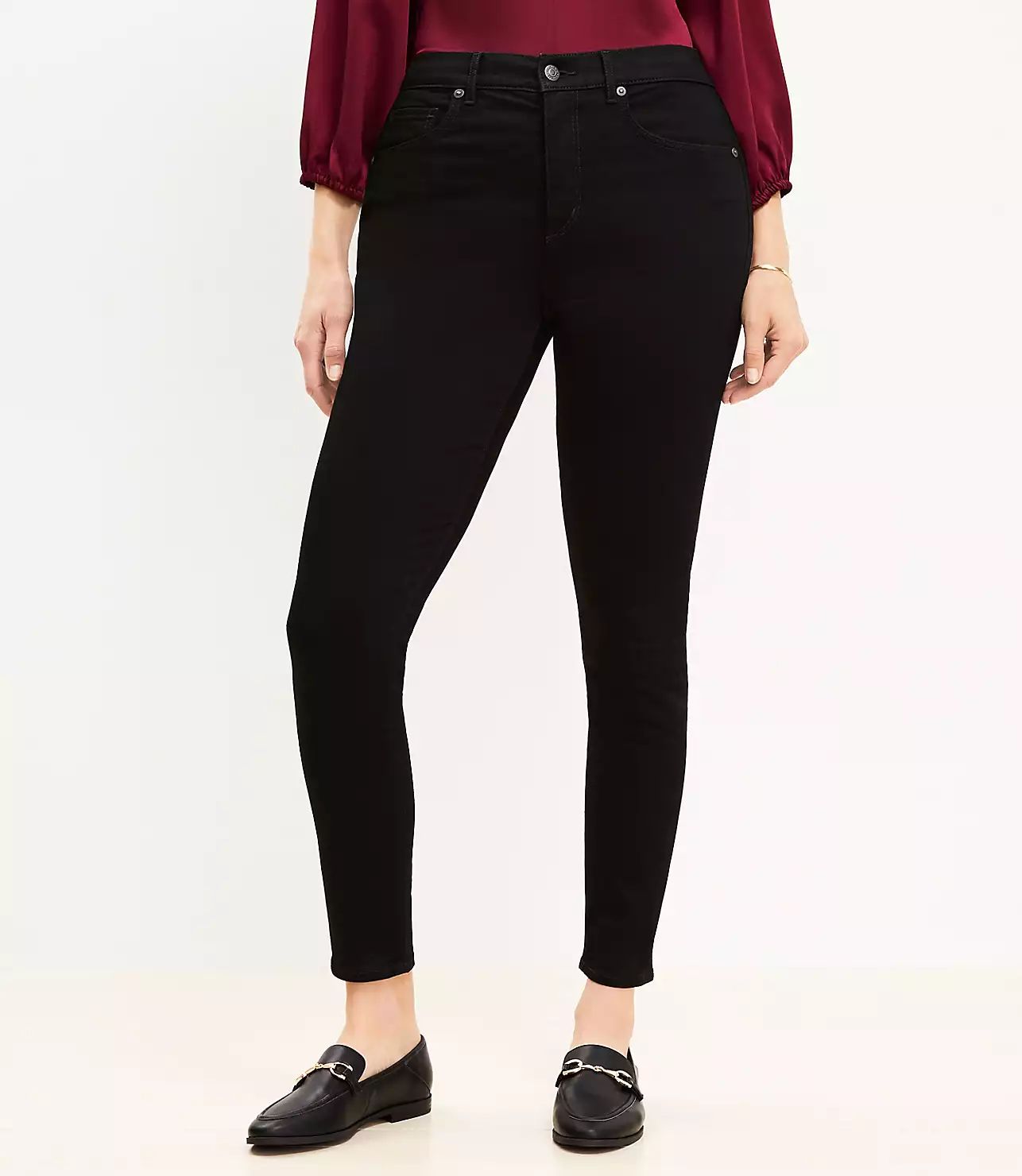 Curvy High Rise Skinny Jeans in Black | LOFT