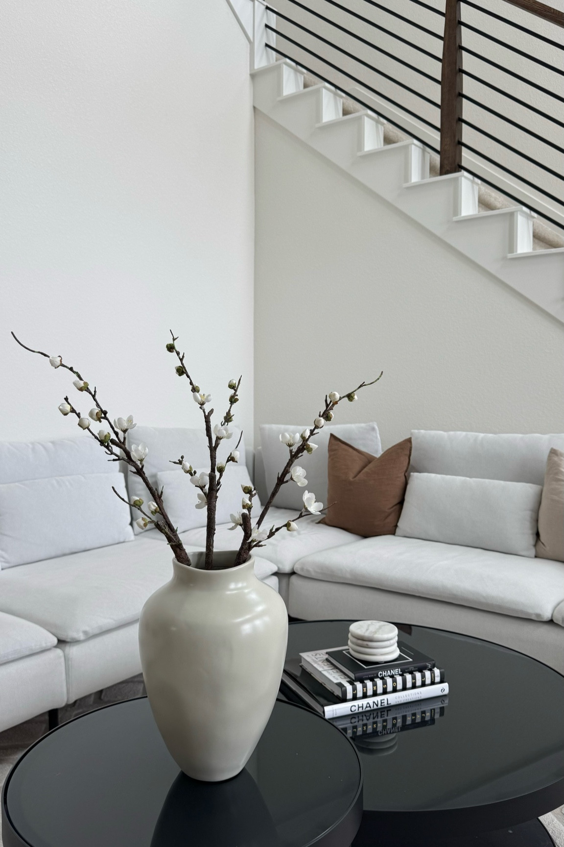 Aesthetic ceramic vase that is super affordable from Temu

#LTKSaleAlert #LTKFindsUnder50 #LTKHome