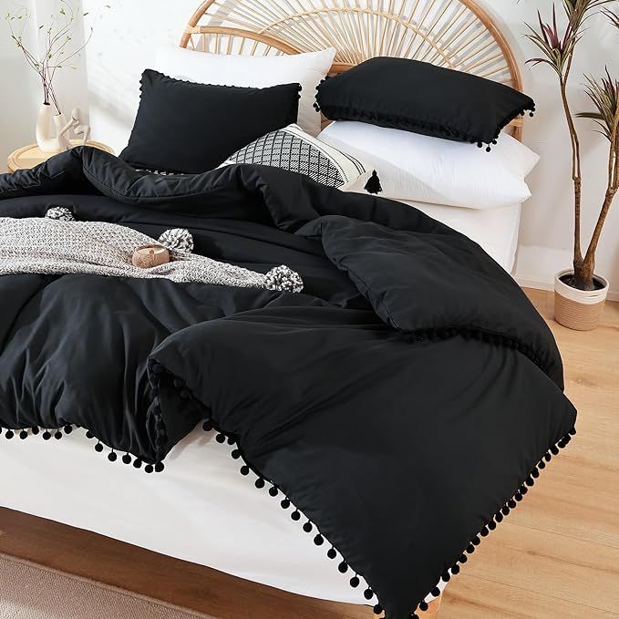 YIRDDEO Black Ball Pom Fringe Design Queen Comforter Set 3pcs, Boho Aesthetic Luxurious Queen Bed... | Amazon (US)