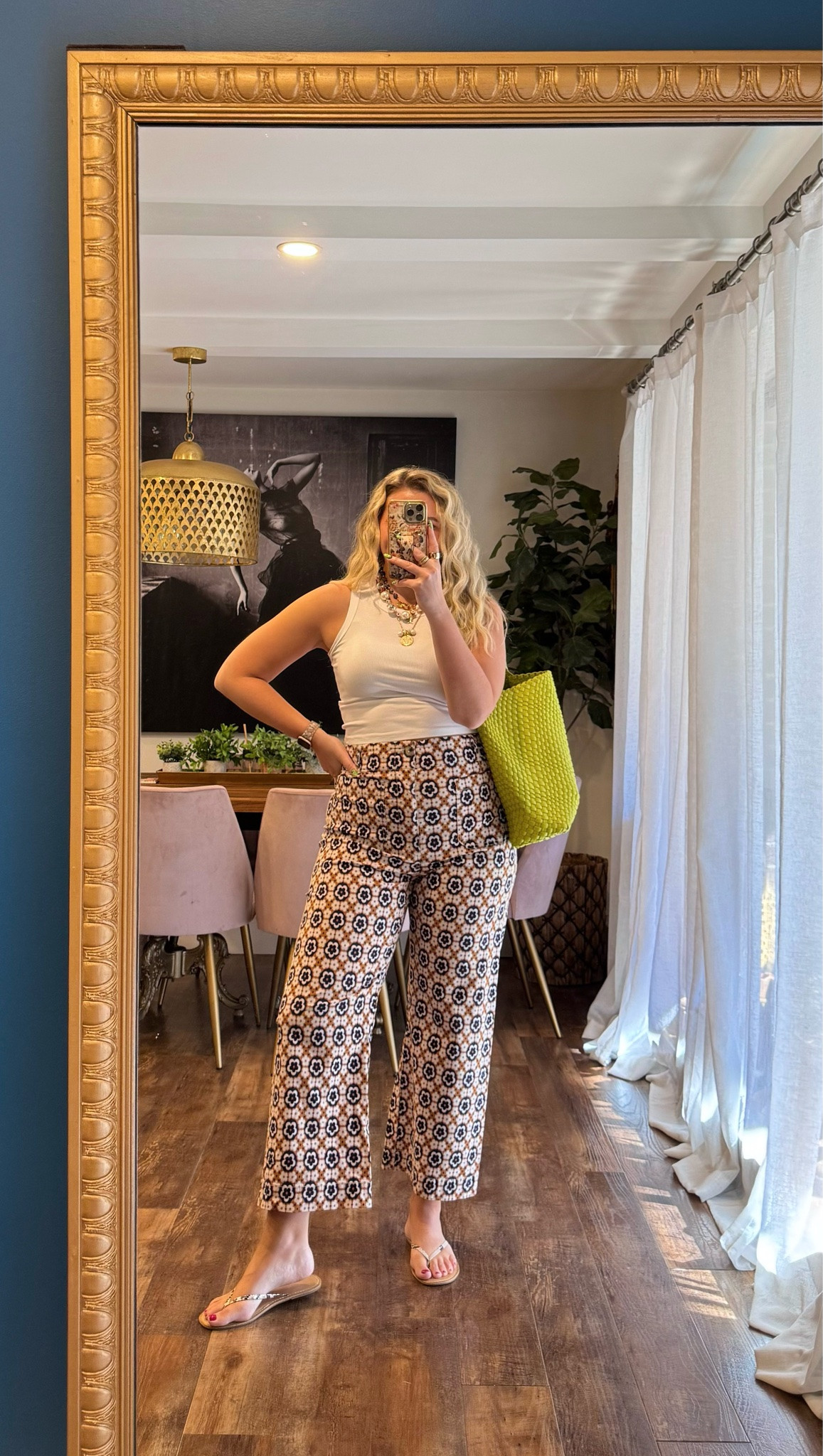 easy early fall outfit, my favorite pants, true to size, so comfortable and stretchy, everyone should own a pair. 

 #LTKootd #LTKSeasonal #LTKMidsize