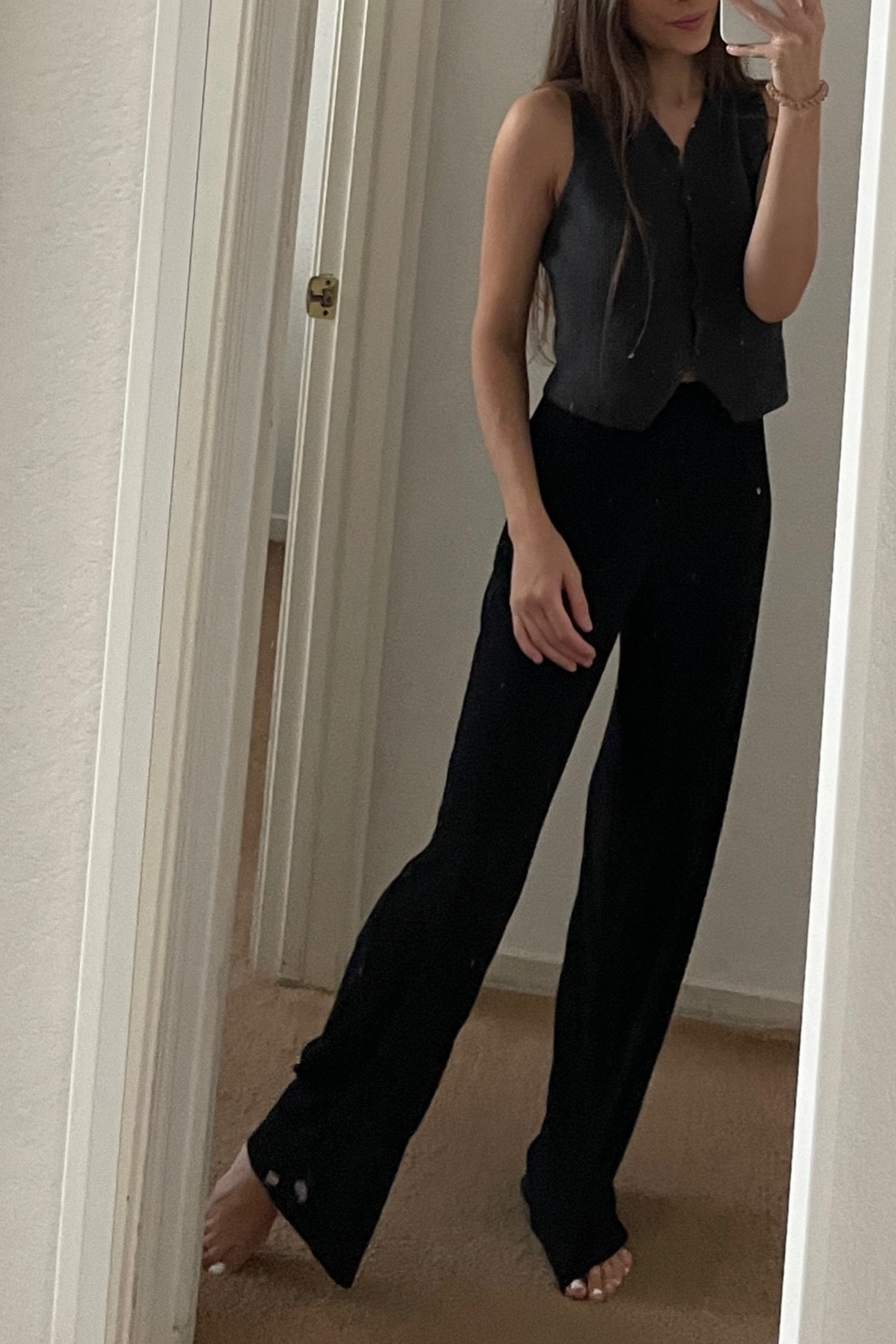 perfect sweater vest and most the comfiest pants 🤍🐘
vest size:small
pants:xs

#LTKStyleTip #LTKSaleAlert #LTKBacktoSchool