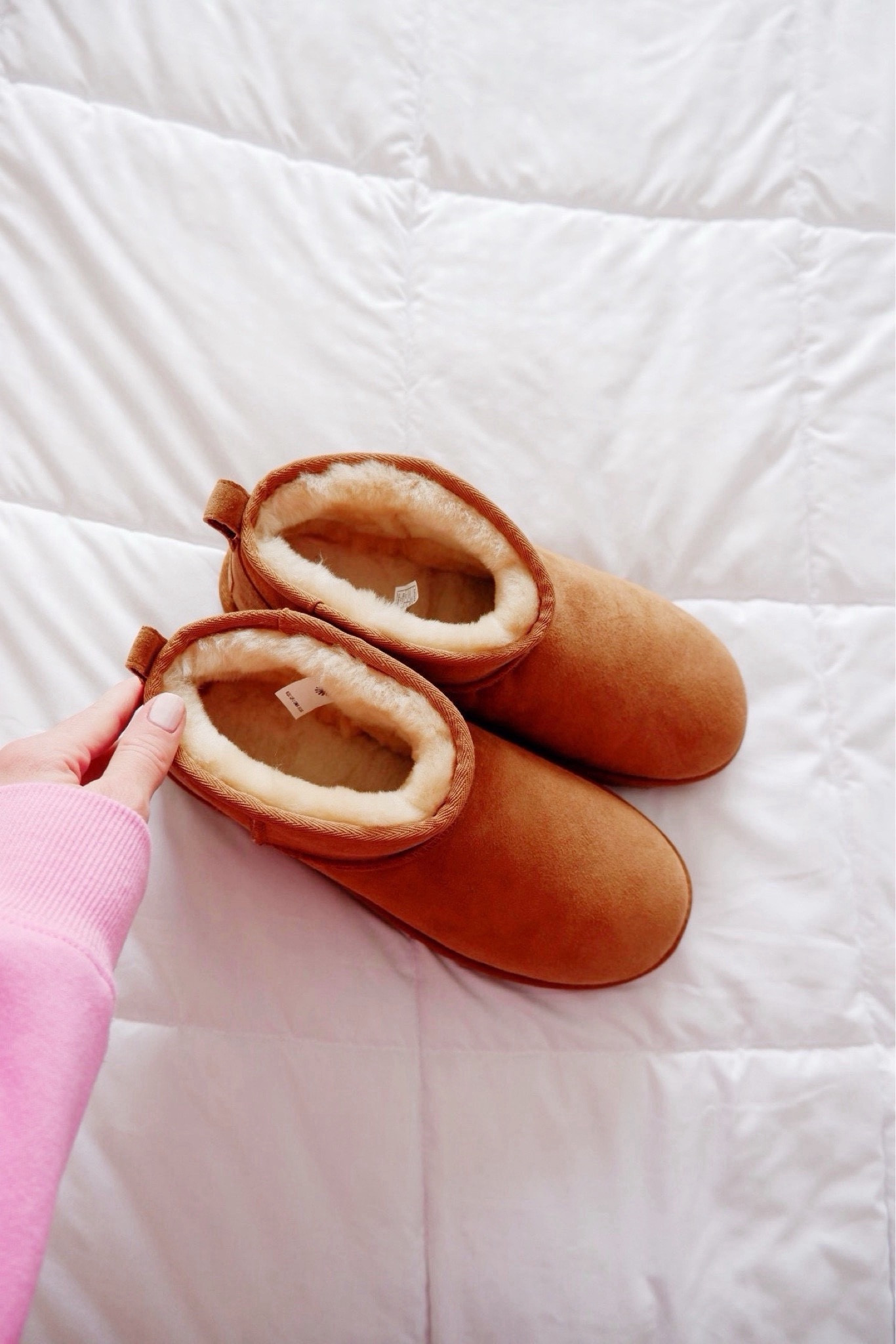 Ugg minis 


#LTKStyleTip #LTKSeasonal #LTKShoeCrush