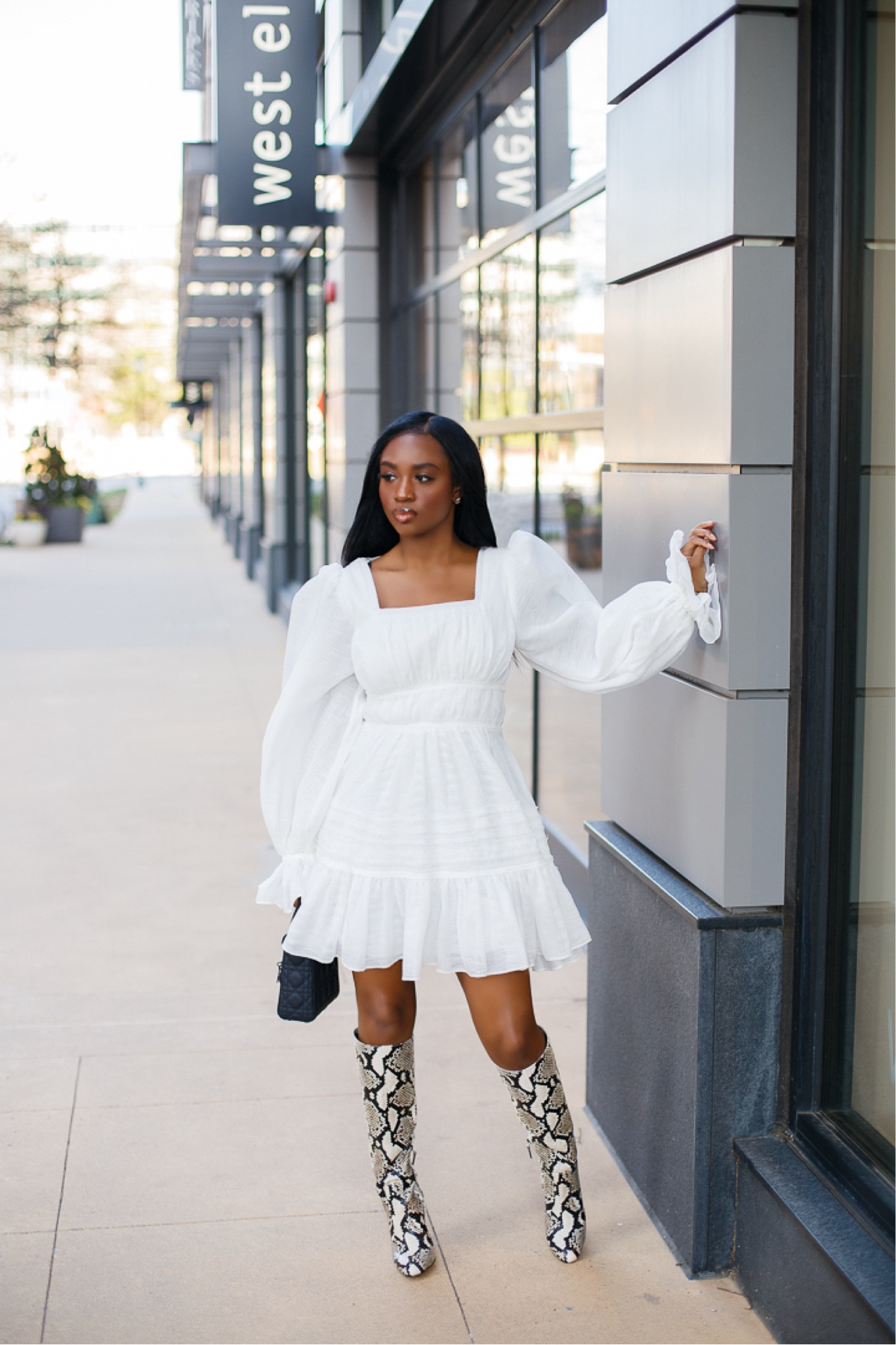 Can’t resist a flirty white dress 🤍
Linked this dress and other options via link in my bio 👋🏾 