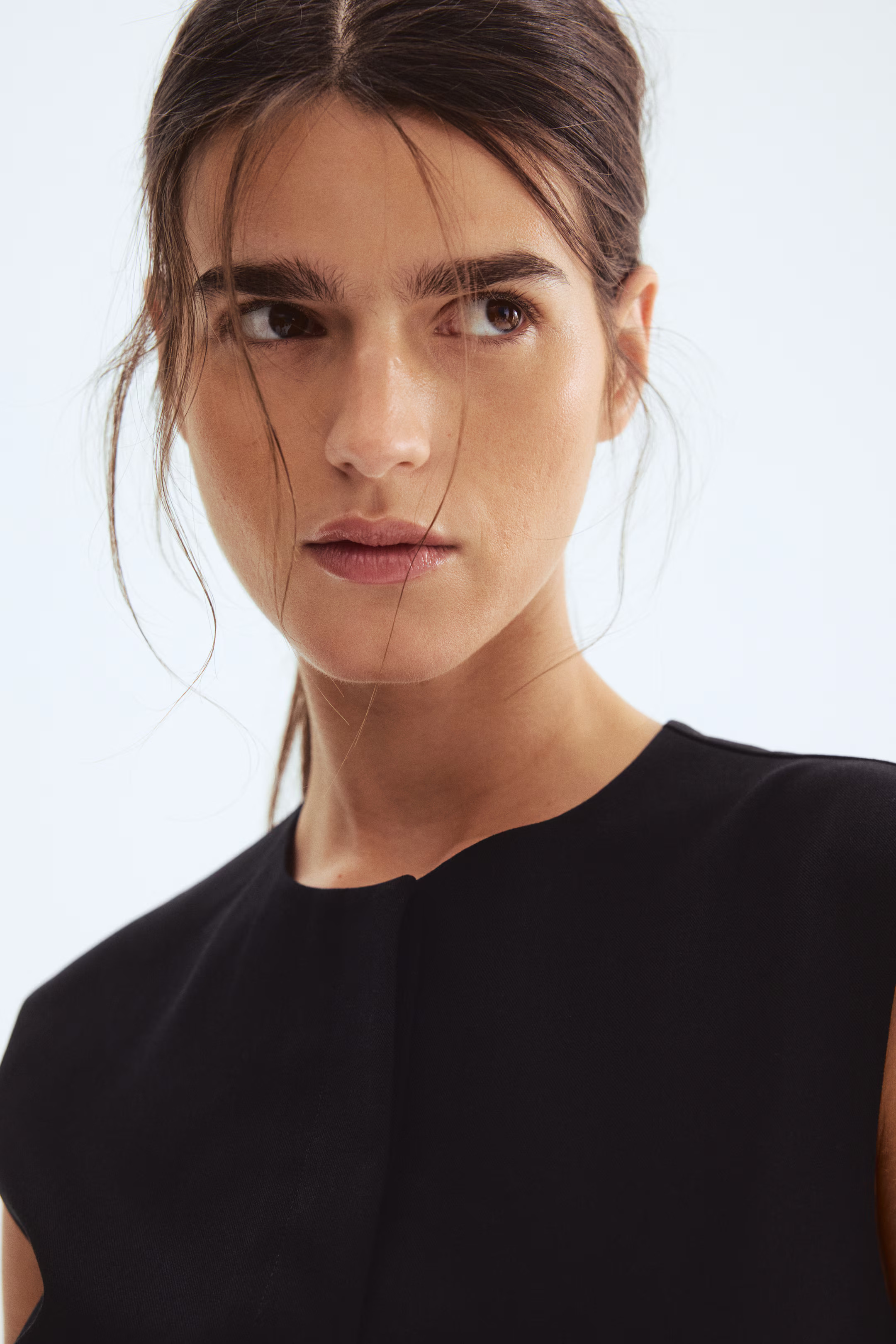 Sleeveless dress | H&M (UK, MY, IN, SG, PH, TW, HK)