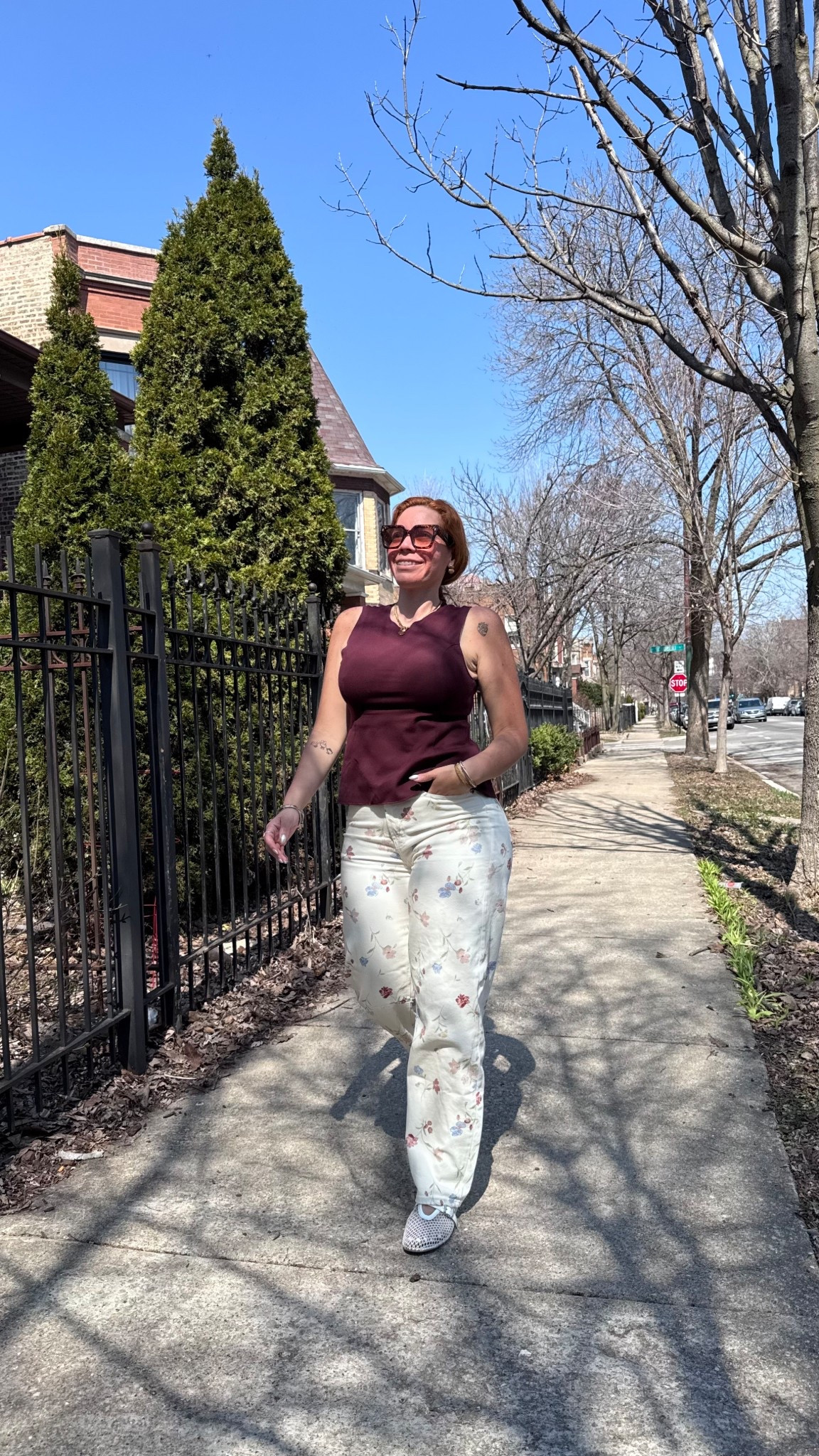 Floral jeans de referencia estoy utilizando talla 8

#LTKdayinmylife #LTKmomlife #LTKMidsize
