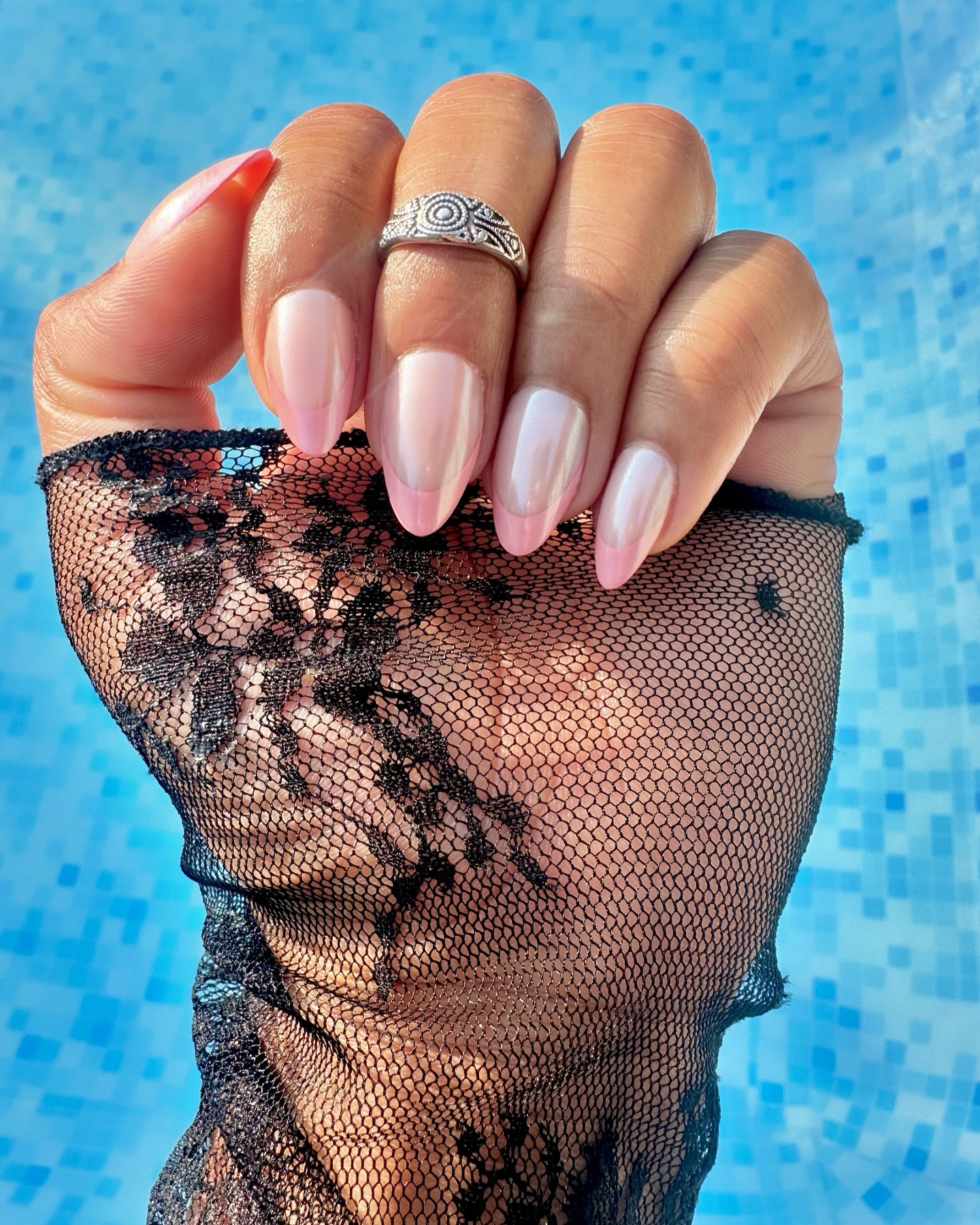 Nail slay!! When i said i was #obsessed i truly mean it! Since i started wearing my @glamnetic i have never looked back, it it is saloon quality, it take’s just 5 minutes to apply and last up to 2 weeks (if your me MORE!) also re-usable if you take them out correctly. I personally take mine out with the “press on nail remover” that helps disorient the glue, this protects your nails.
.
code “EVERYDAYDONIA” for 15% off site-wide (excludes bundles, kits, and new launches) .
.
What are you waiting for!! Try it today!!!💅🏻💅🏻💅🏻
.

🌸Like this post and save🌸 comment SHOP to get this sent to your inbox.
.
Follow @everydaydonia for spring/ summer fashion and everyday outfit ideas and chic mom looks.
.
To shop this post and get my exclusive app only-content follow me on the @shop.ltk @everydaydonia 

.
#glamnetic #glamneticgirl #glamneticpartner #pressonnailslovers #pressonnailsqueen #naillife #qualitynails #momof3 #whatiwear #naillovers