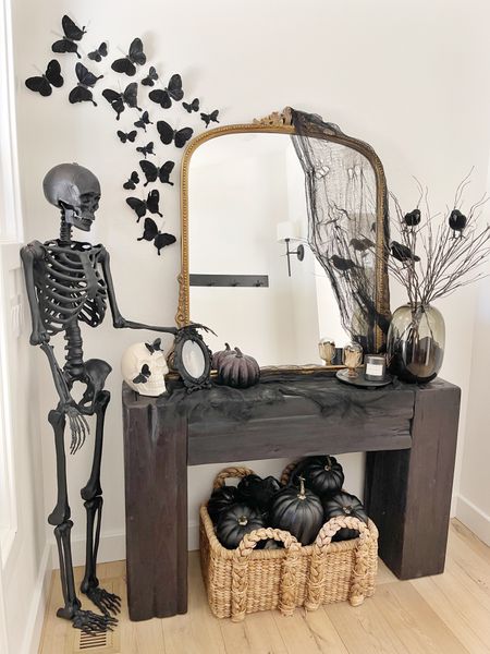 HOME \ Halloween console table styling🖤💀🐦‍⬛ So many great finds from
Amazon, Walmart and Target!

Entry
Decor


#LTKHalloween #LTKhome #LTKfindsunder50