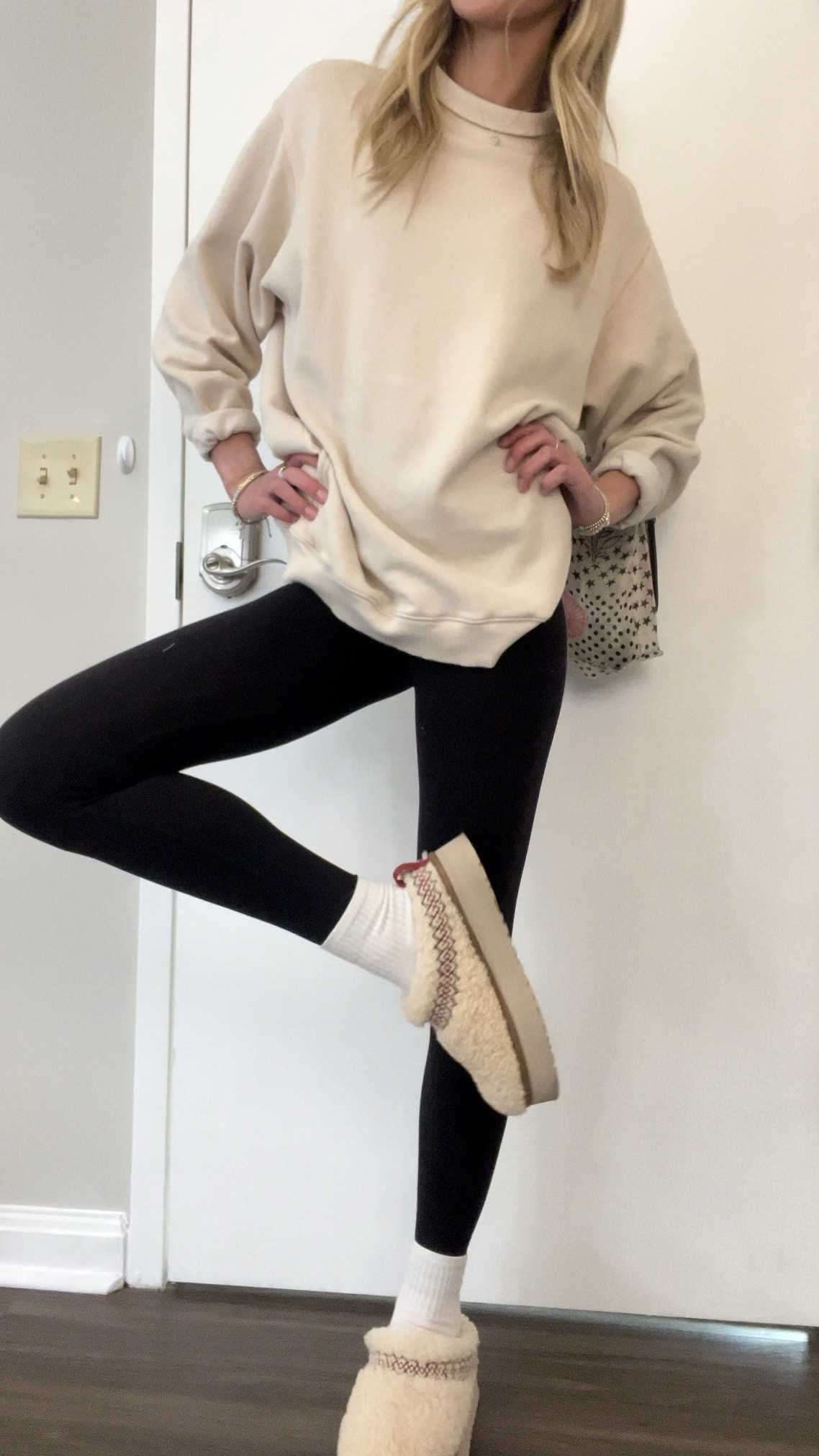 📝 Goal: stay comfy for class but still spend time to feel put together
🎯 Status: achieved with this outfit!! 

Told myself I would put more intention into my outfits for class this year, so OOTD for the first day of my spring semester! Stayed so comfy and warm going to class in this too!! 

My top is from Aerie 3 years ago, so I couldn’t find the same exact one, but there’s a super similar one below! 

#LTKfindsunder100 #LTKSeasonal #LTKstyletip