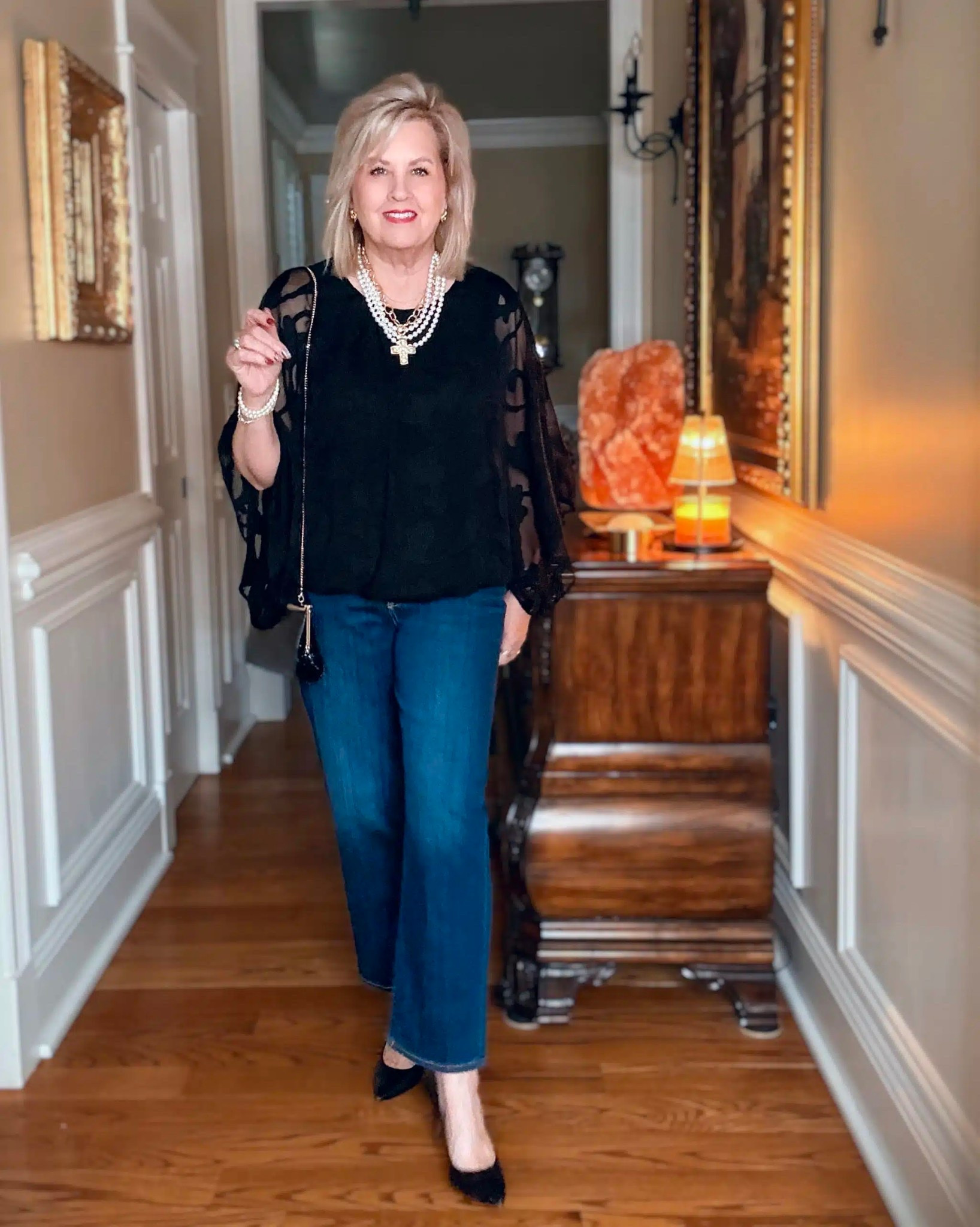 This outfit is perfect for date night when you’re looking to dress up, but not be too fancy! My blouse and ankle jeans are both size 1. 

#LTKootd #LTKgrwm #LTKHoliday