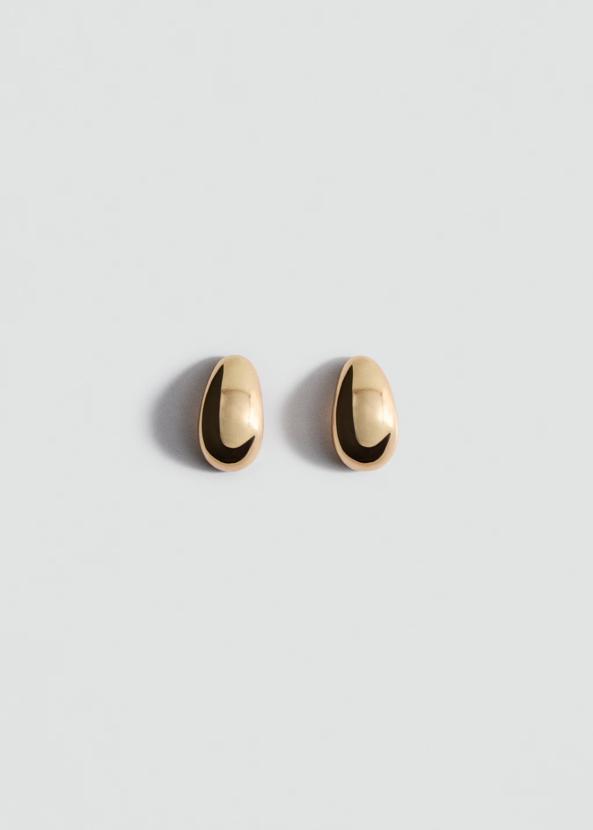 Round volume earrings - Women | MANGO USA | Mango (US/MX/AU)