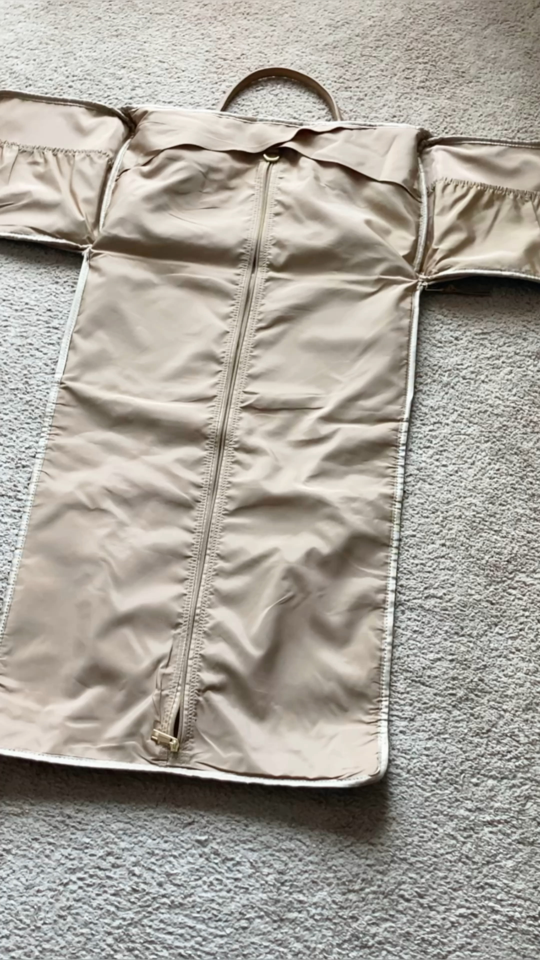 The perfect bag for weekend trips 🤍

Travel • Luggage • Weekender Bag • Pack with Me • Garment • Nashville Bachelorette Party • Taylor Swift Concert • Travel Must Have • Road-trip • Disney • Airport Essential 

#LTKtravel #LTKGiftGuide #LTKstyletip