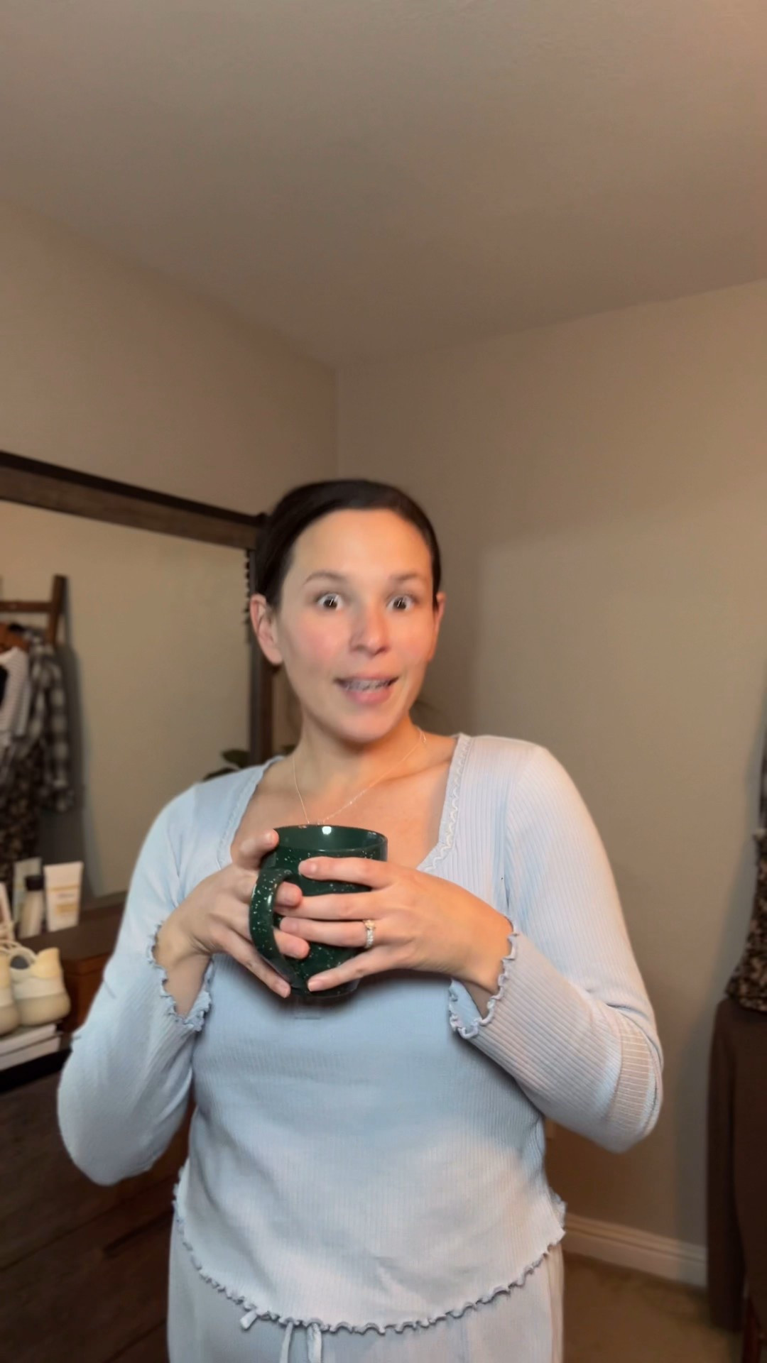 I GET IT NOW. I could live in this…it’s so darn comfy. I’ve been eyeing this set forever and now I’m like…it’s all clicking. 

Sweatshirt feels like a HUG 🫶🏼 



#LTKSeasonal #LTKFindsUnder50 #LTKSaleAlert