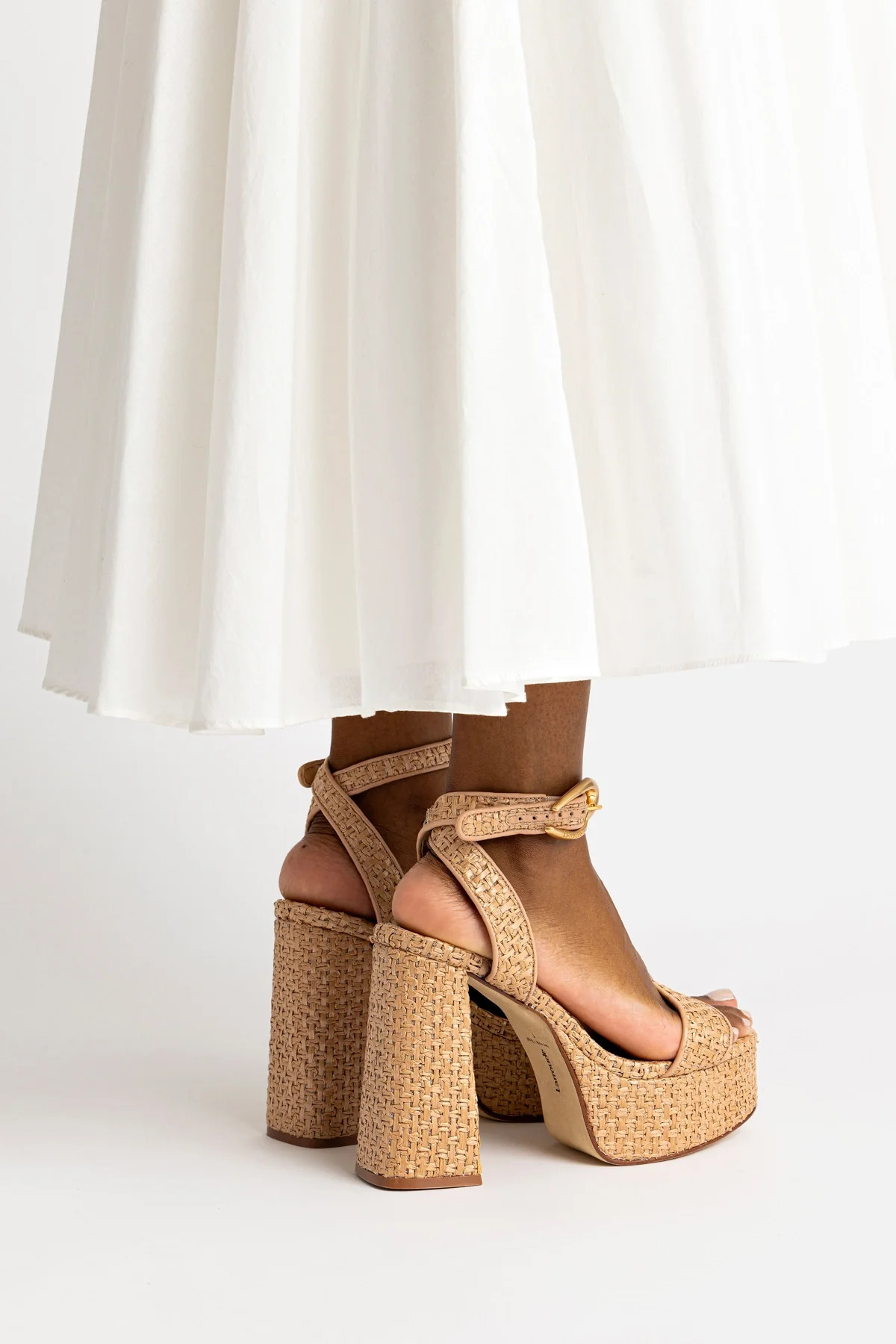 Dolly Verona Sandal In Beige Leather and Natural Raffia | Larroude