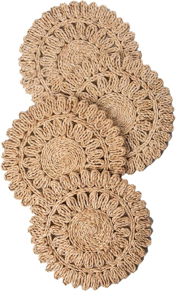 13.8" Round Corn Husk Placemats Set of 4 | Boho Rattan Woven Placemats | Farmhouse Spring Placema... | Amazon (US)