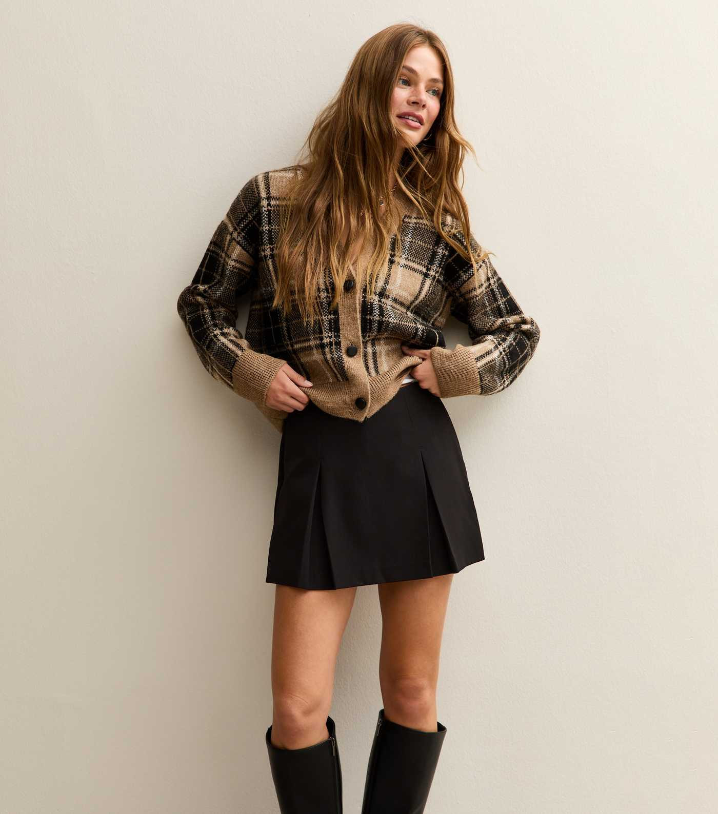 Black Woven Pleated Skort | New Look | New Look (UK)