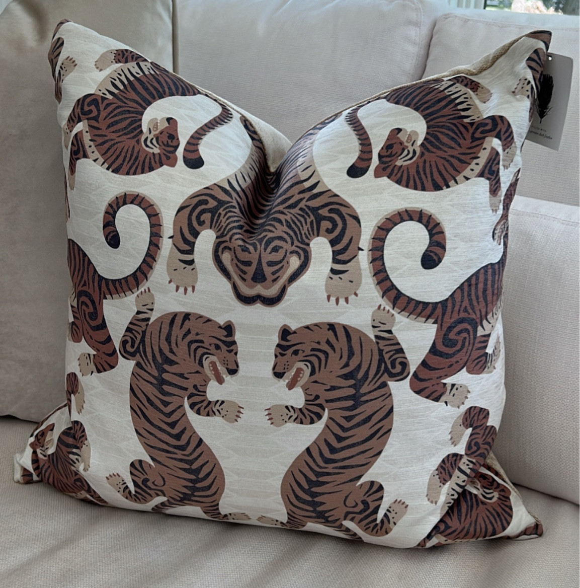 Marshall’s finds, Halloween and everyday decor, decorative throw pillow, skeleton marble cutting board, ghost door mat

#LTKSeasonal #LTKfindsunder50 #LTKhome