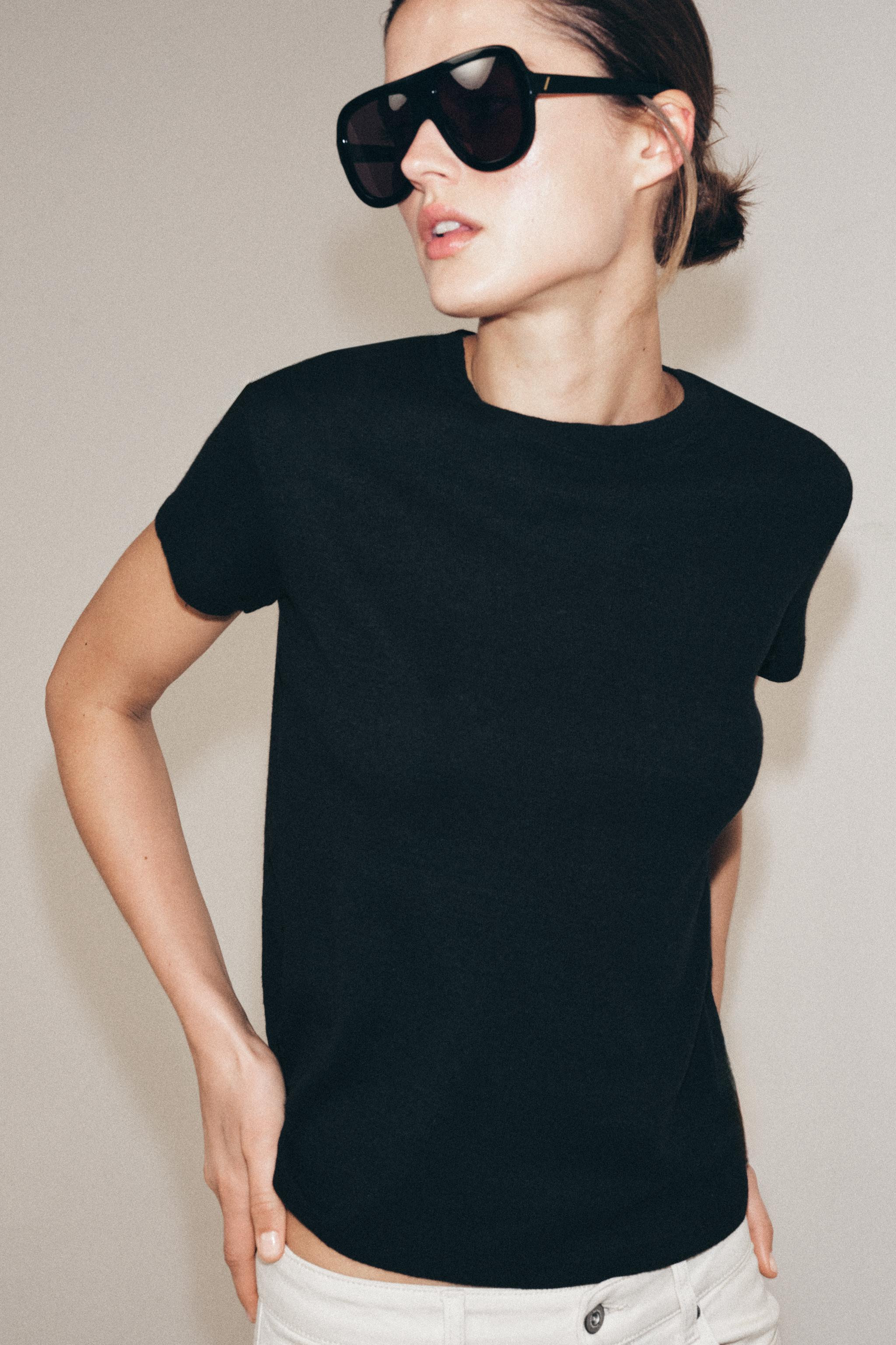 LINEN BLEND SHORT SLEEVE T-SHIRT | Zara UK