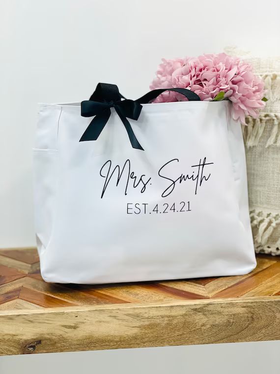 Bride Tote Bags Personalized Bride Bag Wedding Gift Bridal | Etsy | Etsy (US)