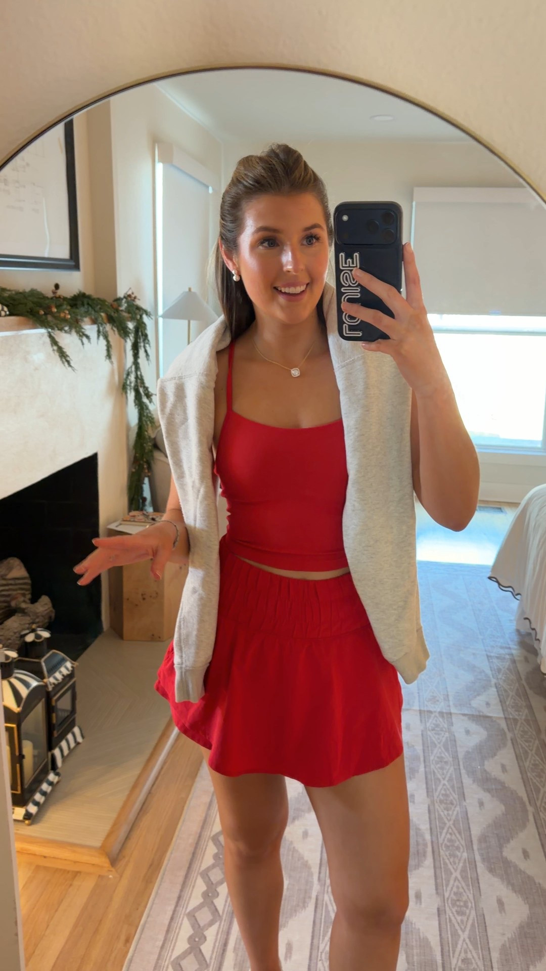 Ootd today! Wearing an XS in top and S in skort