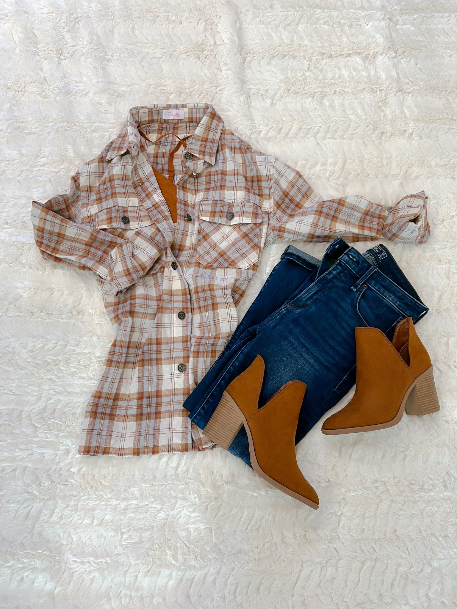 Staple fall outfit ; flannel season ; pumpkin patch outfit ; fall favorites ; pumpkin picking outfit ; fall outfit idea ; must have fall wardrobe ; Abercrombie jeans ; flannel style ; block heel booties 

Last few hours for pink lily sale! 

#LTKSeasonal #LTKstyletip #LTKshoecrush