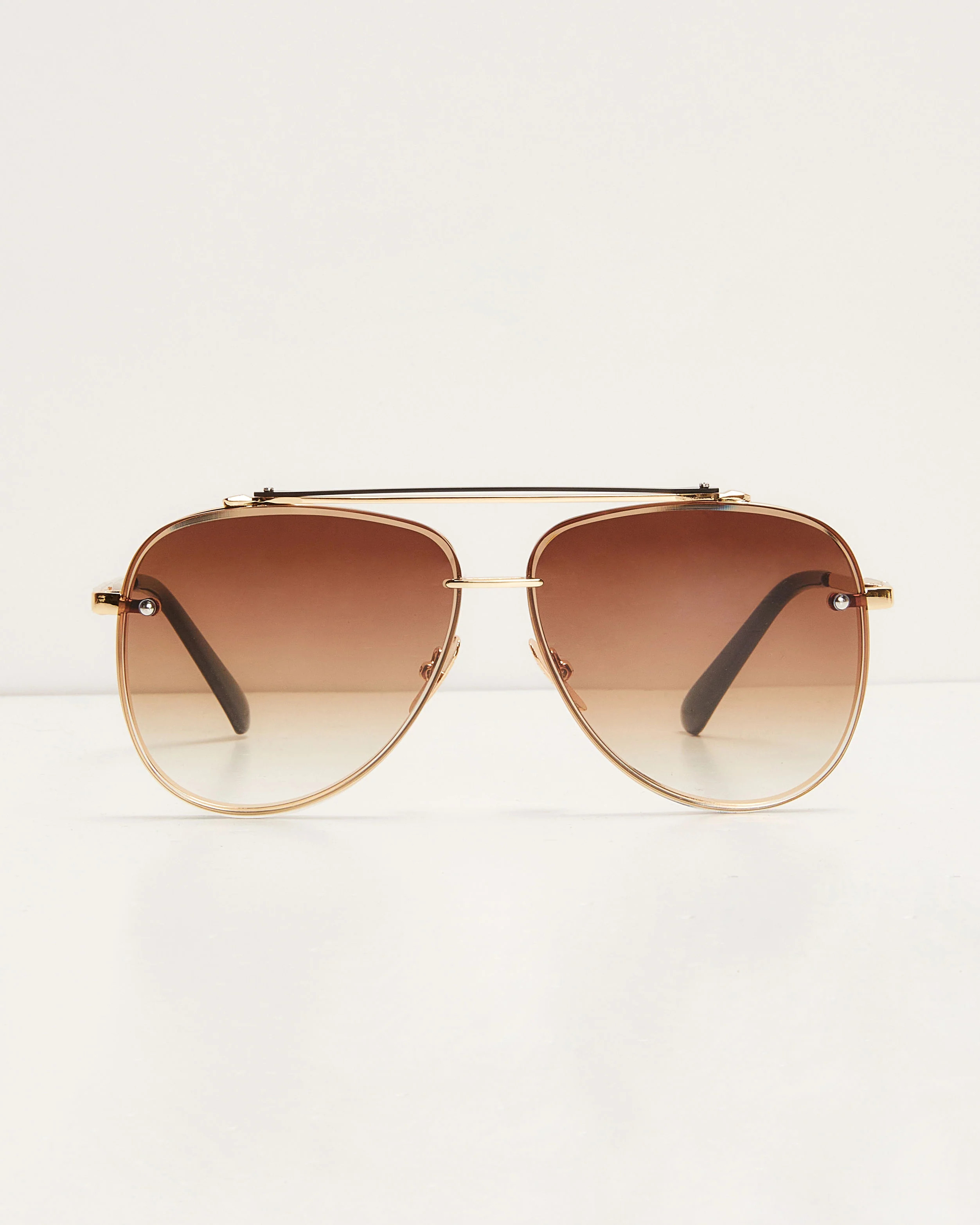 Berlin Ombre Oversized Aviator Sunglasses | VICI