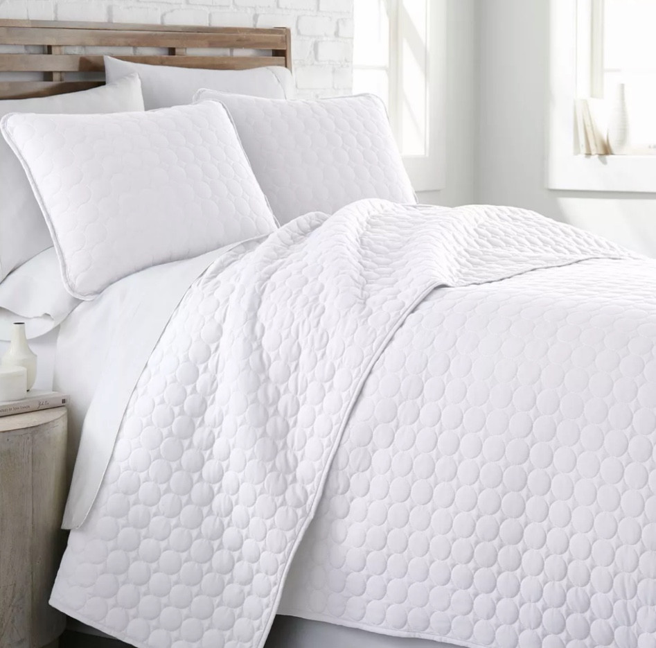 SALE 

quilt white blanket bedroom queen king full ivory grey gift idea house warming wedding macys 

#LTKhome #LTKfindsunder50 #LTKsalealert