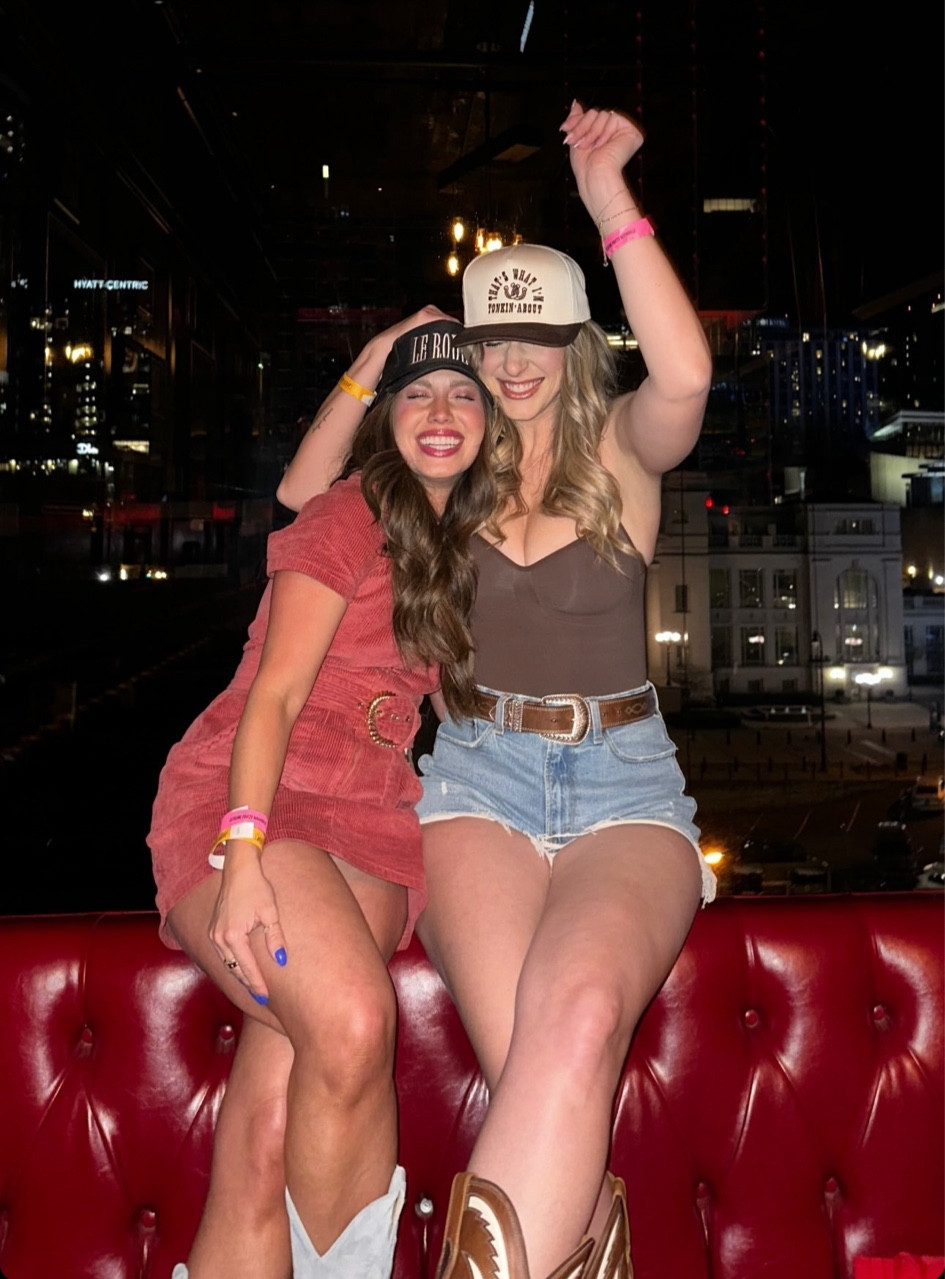 Last nights look!!! 💕💕

Broadway woo girl, Nashville, night out, mom, style, dress and boots, show me your Mumu, cowboy boots, cowgirl 

#LTKparties #LTKstyletip #LTKSeasonal