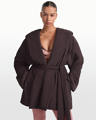 NikeSKIMS Woven Nylon Women's Wrap Coat | Nike (US)