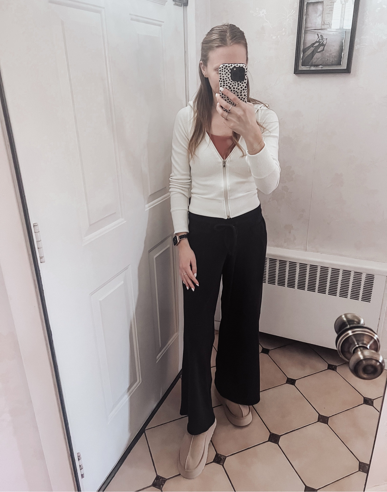 Cozy 🤍

#LTKSeasonal #LTKSaleAlert #LTKPetite