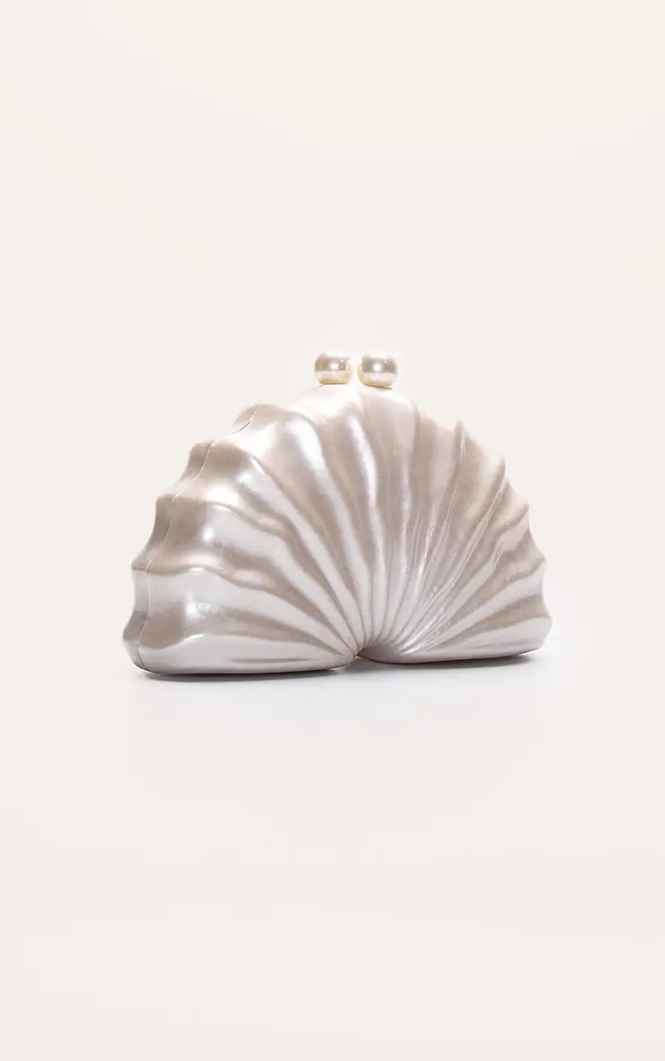 Pearl Hard Shell Clutch Bag | PrettyLittleThing UK