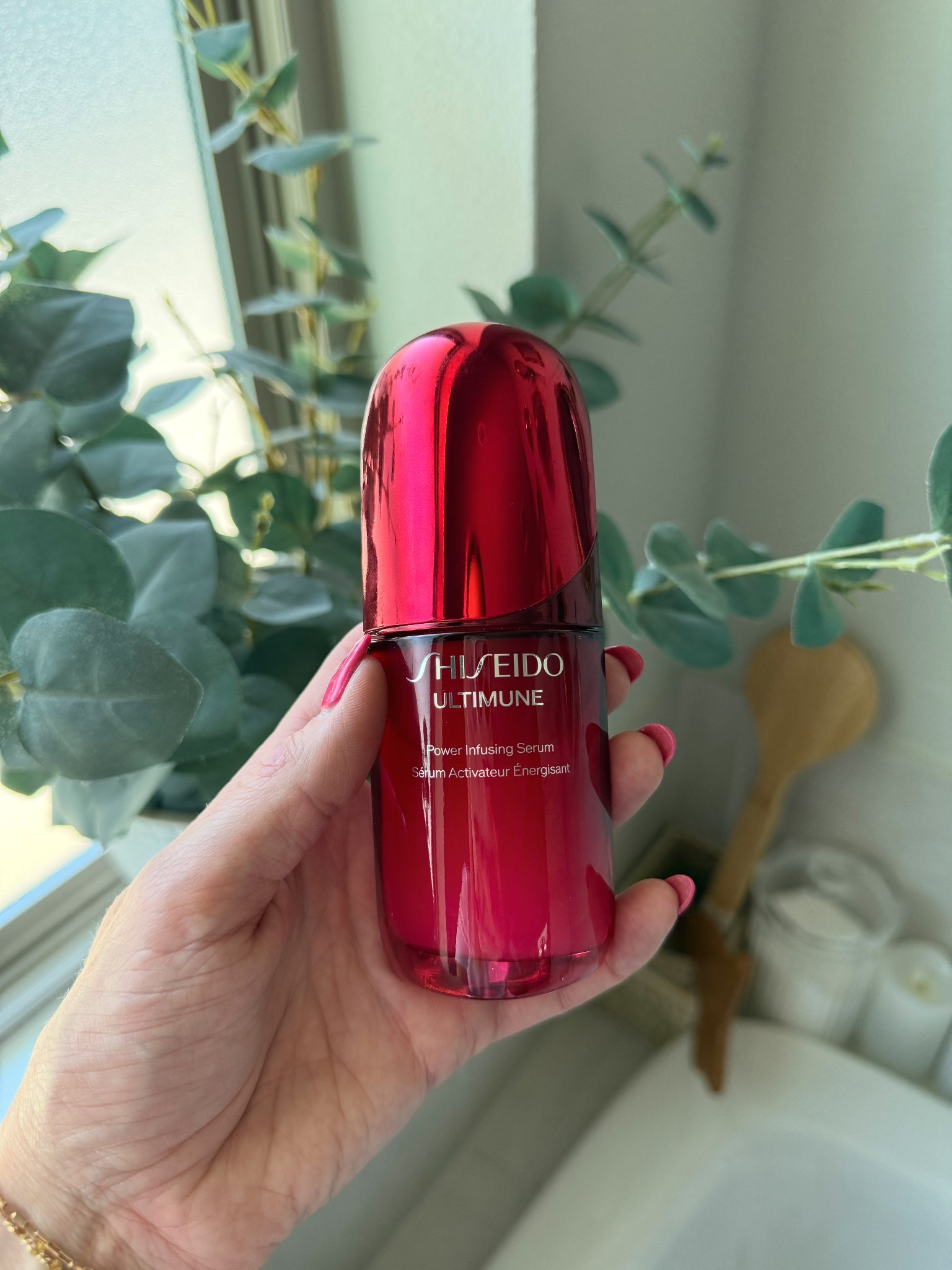 My FAV serum of all time - the new & improved Shiseido Ultimune Power Infusing Serum that gets you visible results in at little as 1 week! 

#shiseidoultimune #slowaging

#LTKBeauty