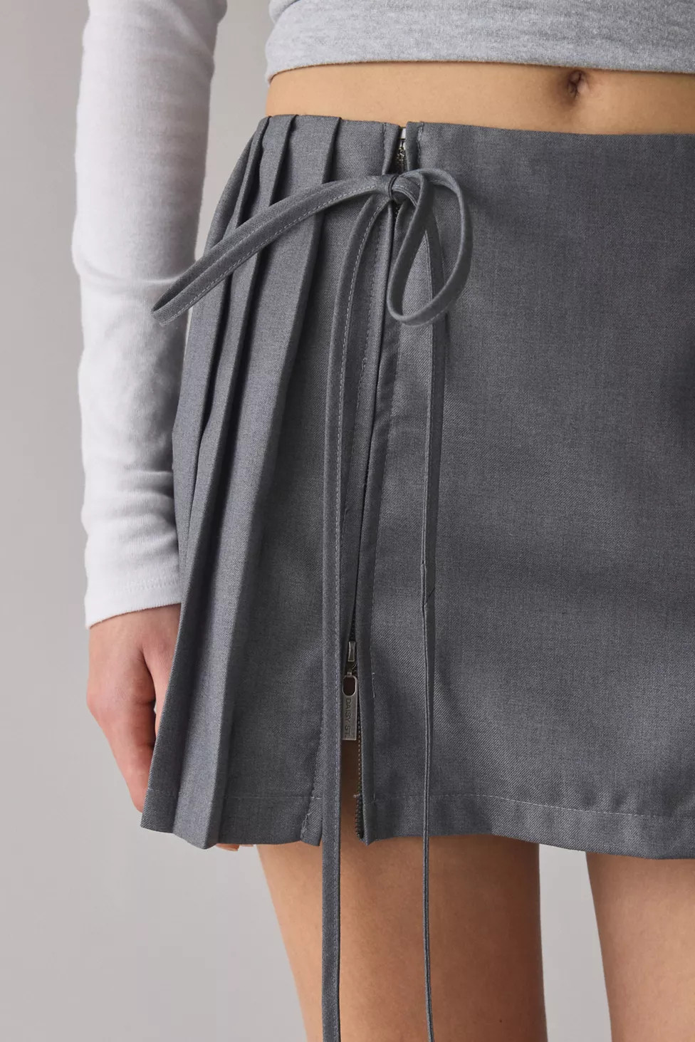 Daisy Street Elodie Tie-Front Pleated Mini Skirt | Urban Outfitters (US and RoW)