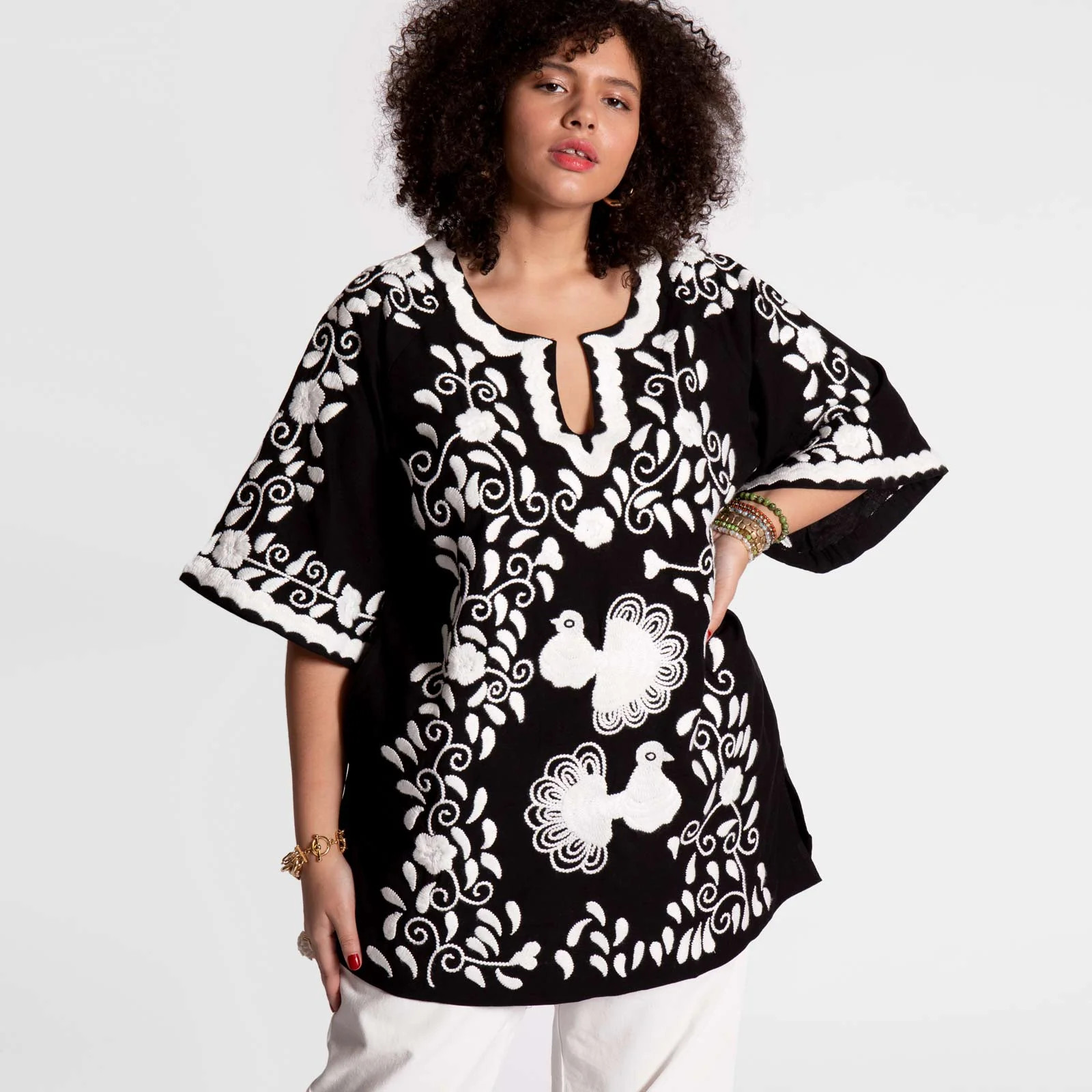 Peacock Tunic Black White | 