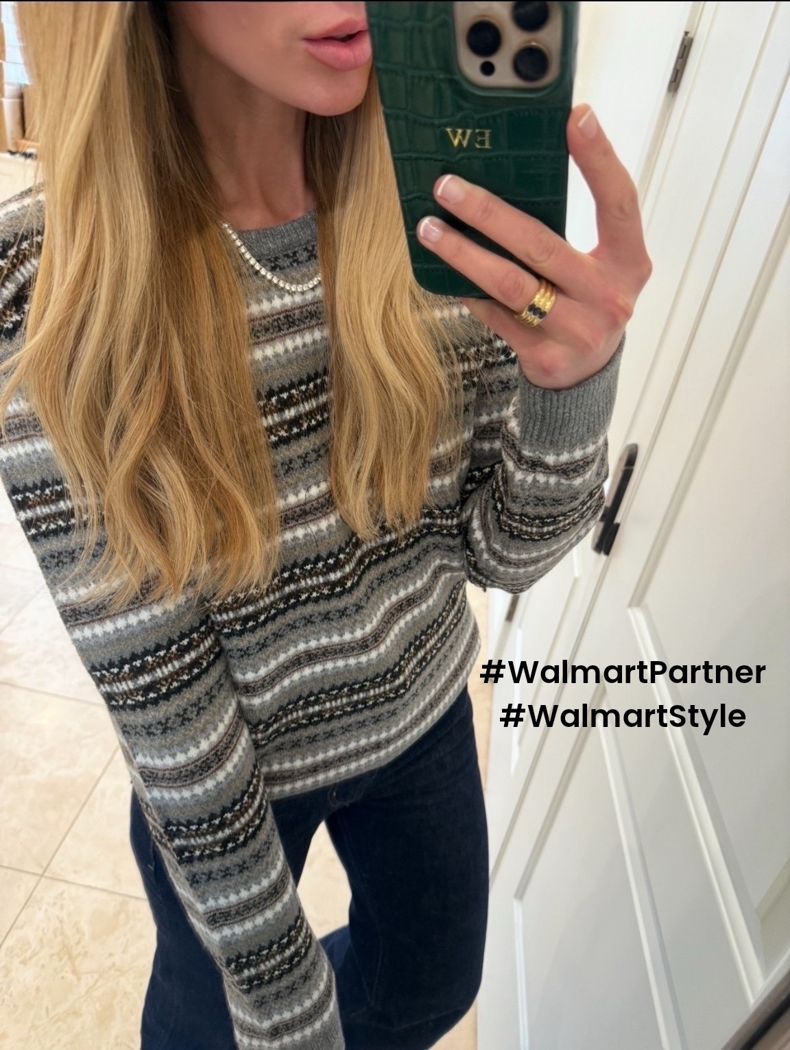 #WalmartPartner Obsessed with how cozy and easy this sweater is for winter styling. I found it at Walmart and it’s already a favorite!
#WalmartStyle @WalmartStyle