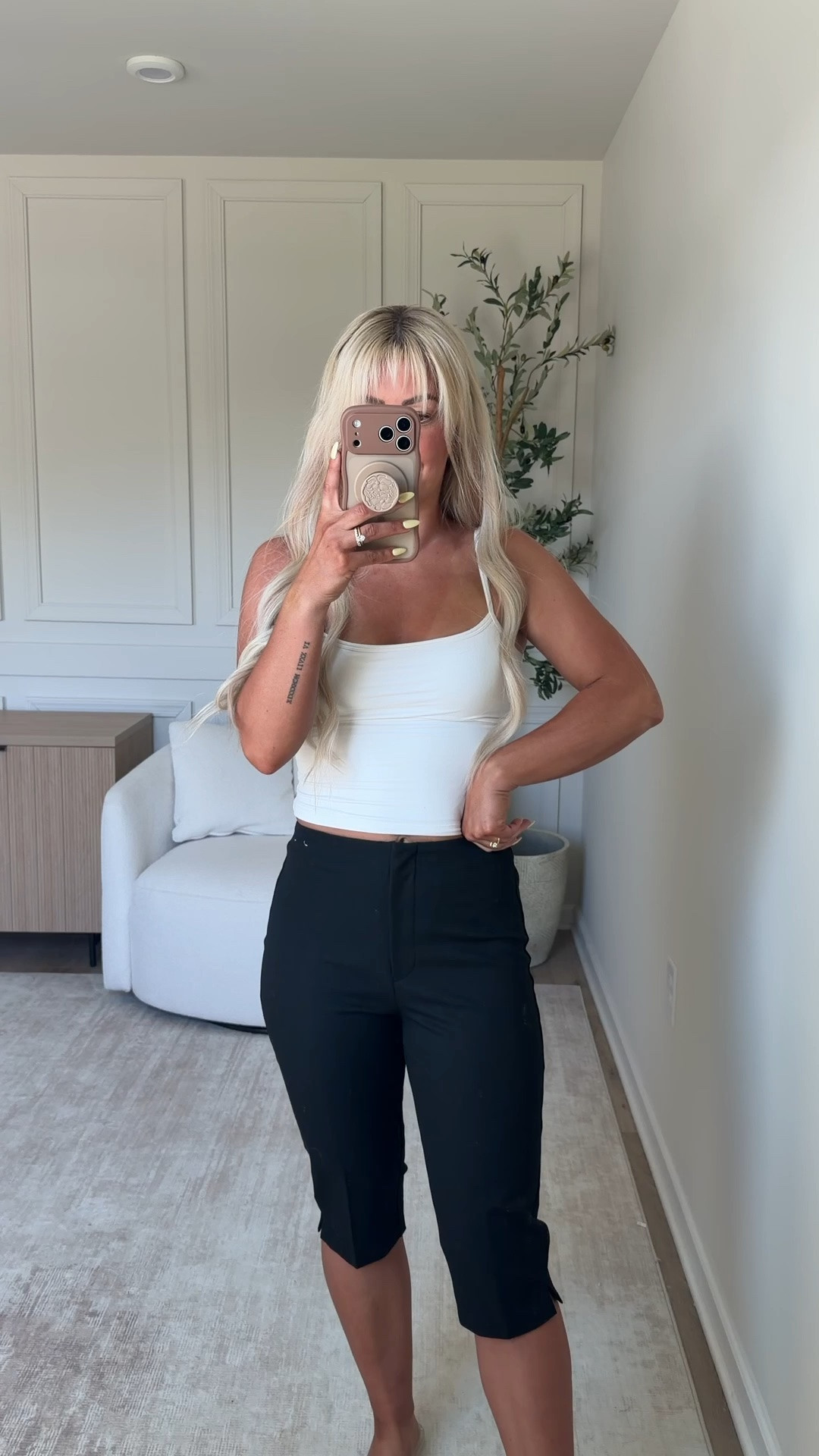 These capris!!!! @abercrombie !!!

#LTKxAbercrombie #LTKootd