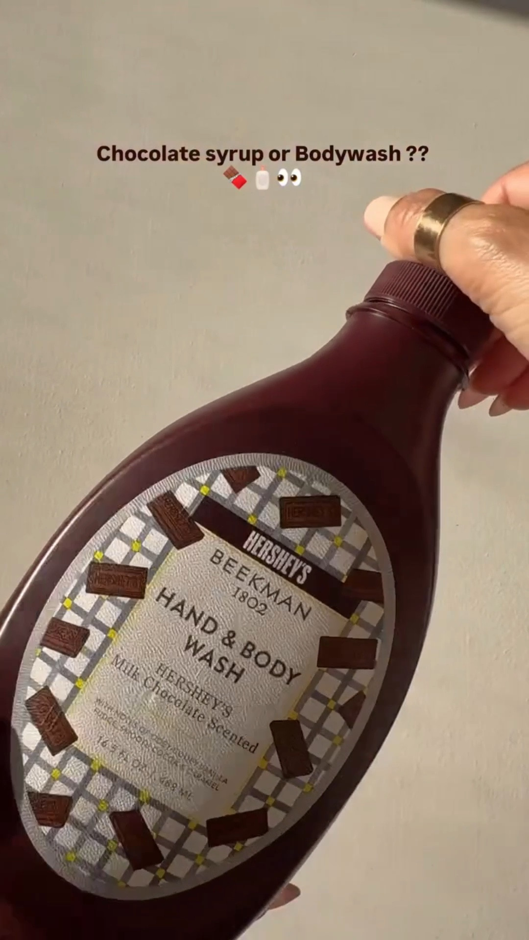 Beekman 1802 did it again!! 

Last year their Wicked collab was stunning and this year their Limited-Edition collab with Hershey is yummy.. They have a few products in this collection and every one of them smells delicious.. The packaging, the textures, the scents, it really is thought through. 

2 things to note: 

1. If you have kids, make sure they don’t eat these.. It is so hard not to..

2. They are all heavily scented, so if you want to smell like a sweet dessert, you need to try them but if you don’t like strong scents, these might not be for you..

Limited-Edition Beekman1802 x Hershery’s Hand & Bodywash:

✨Notes of Vanilla Fudge, Smooth Cocoa & Caramel
✨ 3-in-1 hand wash, body wash & bubble wash
✨ Made with nourishing goat milk and 31 other ingredients to keep your skin smooth and soft this winter season..

@beekman1802 - gifted

#beekman1802 #beekman1802skincare #beekman1802xhersheys #hersheysxbeekman1802 #kindnesskrew #limitededitionskincare #winterbodycare #bodycare #bodycareproducts #beekman1802bodywash #beekman1802xhersheyscollab