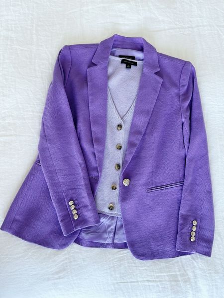 The best blazer and sweater vest combo 💜

#AnnTaylor
#purplevest
#lavendersweater
#businesscausal
#summerstyle

#LTKStyleTip #LTKSeasonal #LTKFindsUnder100