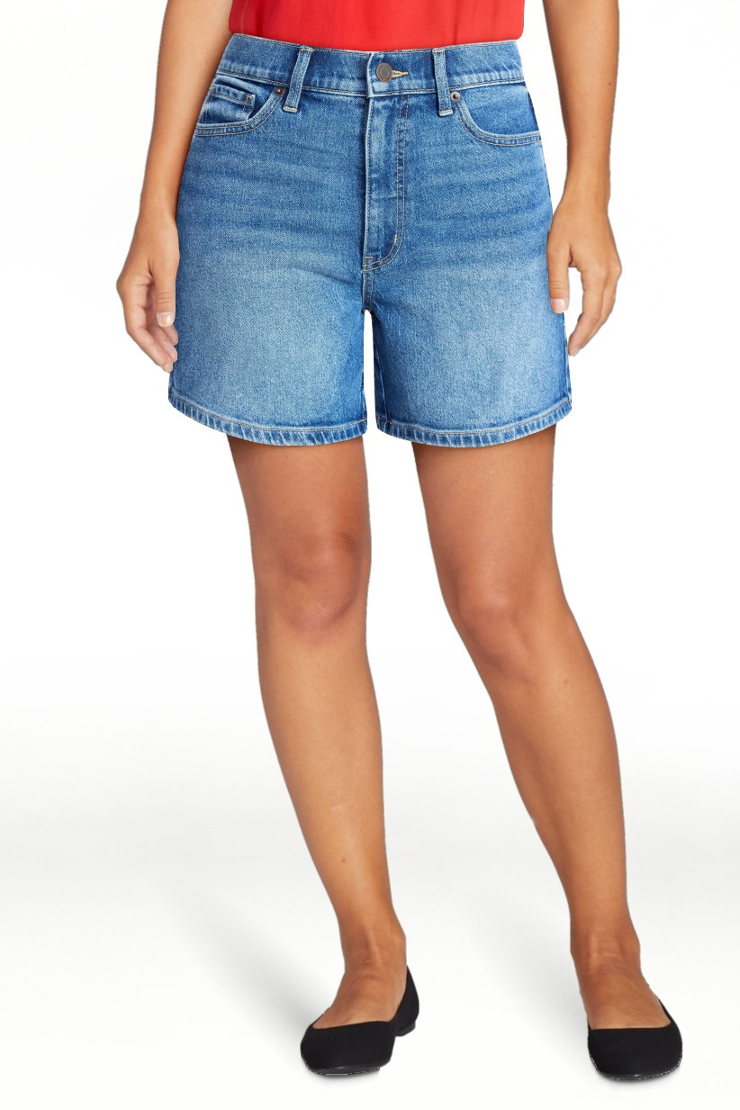 Time and Tru Women's High Rise Denim Shorts, 5" Inseam, Sizes 0-20 | Walmart (US)