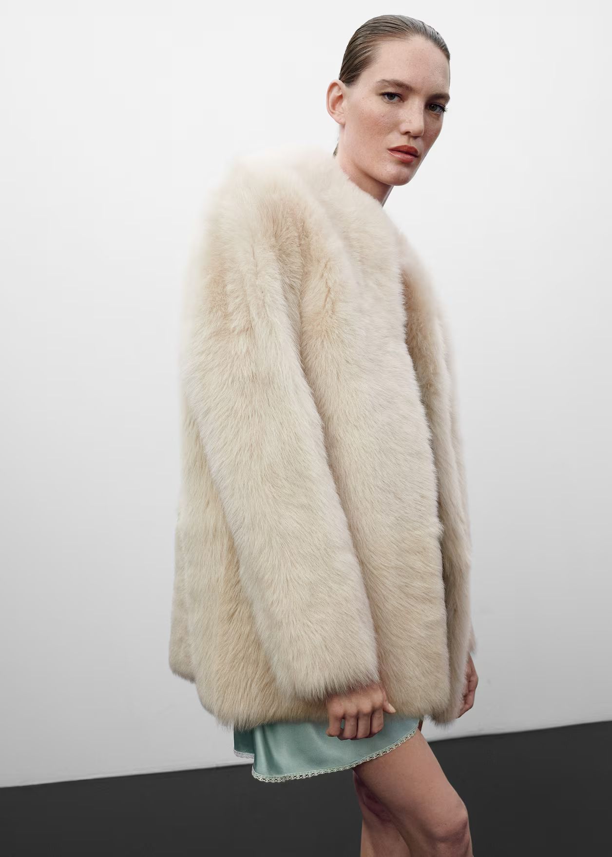Leather coat  with fur-effect interior -  Women | Mango USA | MANGO (US)