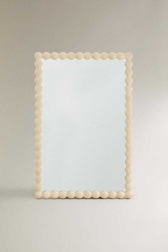 RECTANGULAR WALL MIRROR WITH WOODEN FRAME | Zara US