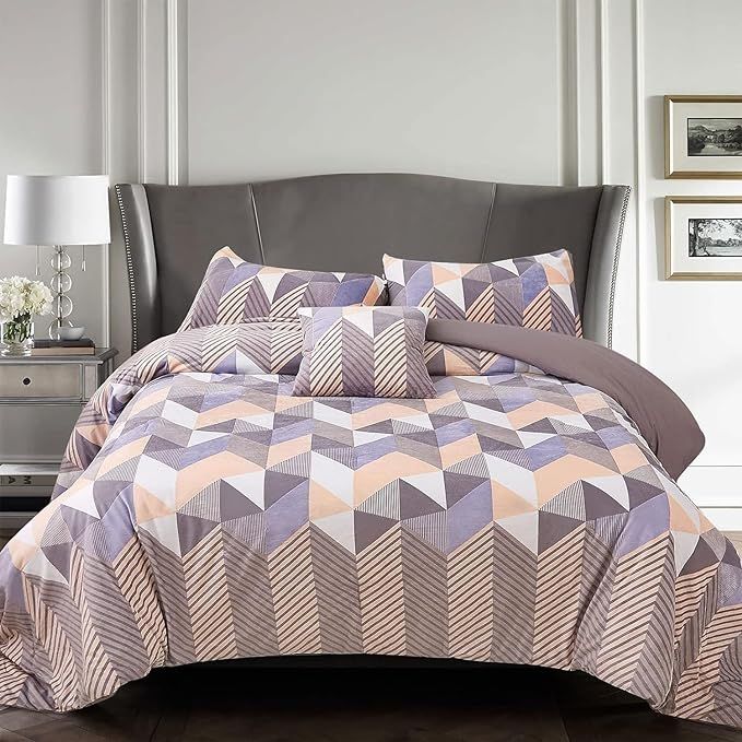 King Comforter Set, 94 x 108 inches Down Alternative King Comforter Set, Soft All Seasons Oversiz... | Amazon (US)